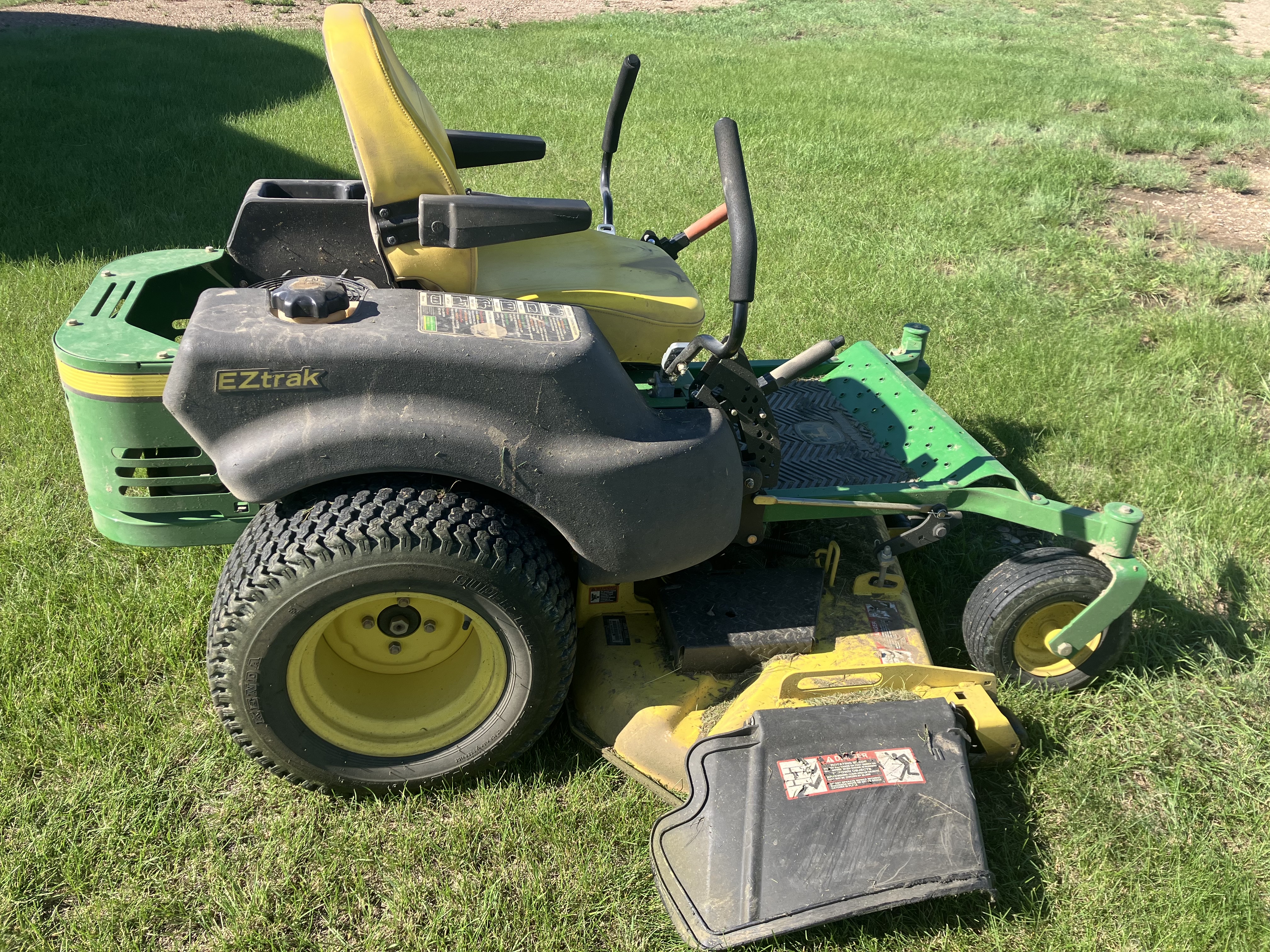2010 John Deere Z465 Mower/Zero Turn