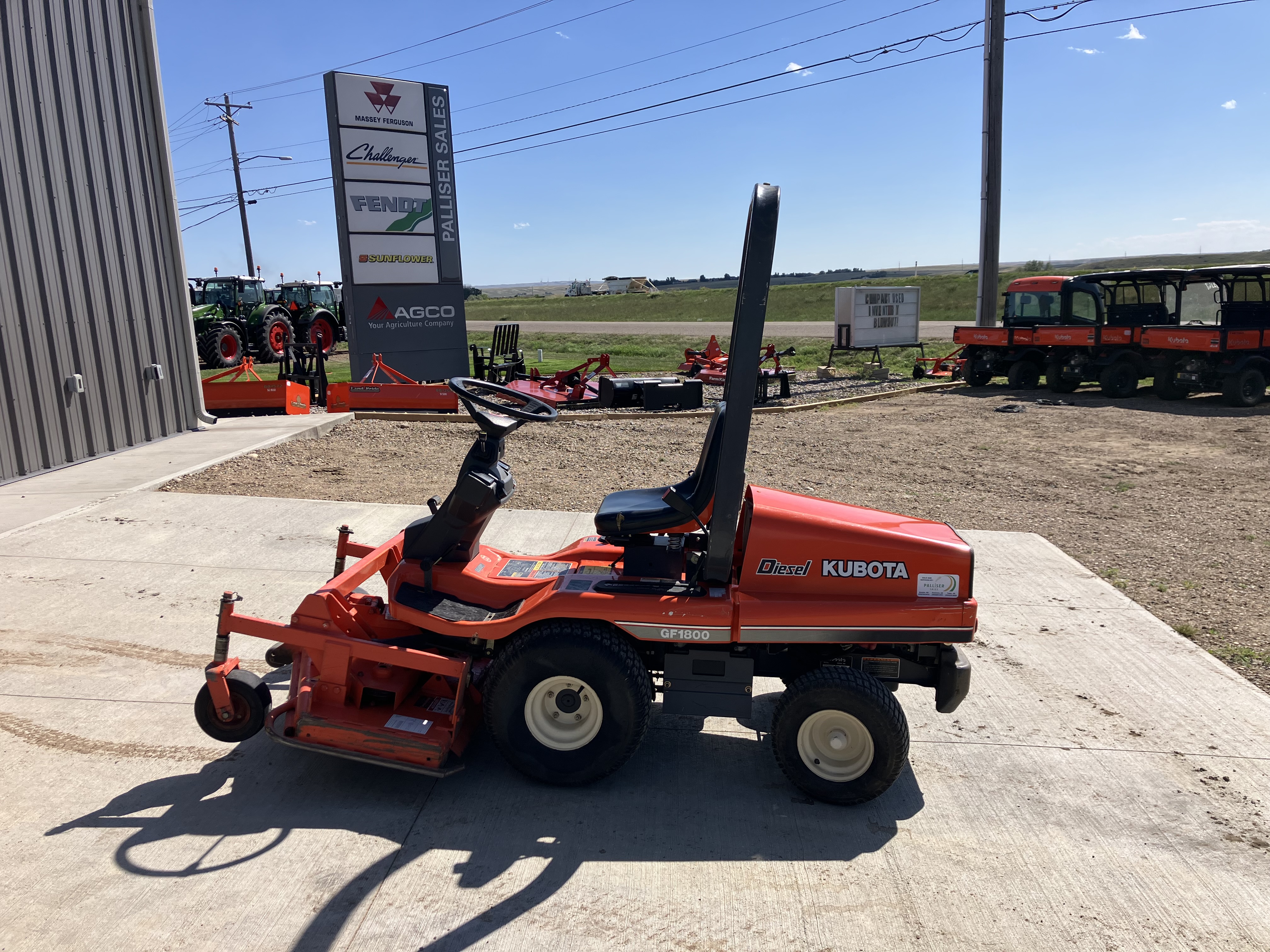 1999 Kubota GF1800 Mower/Front Deck