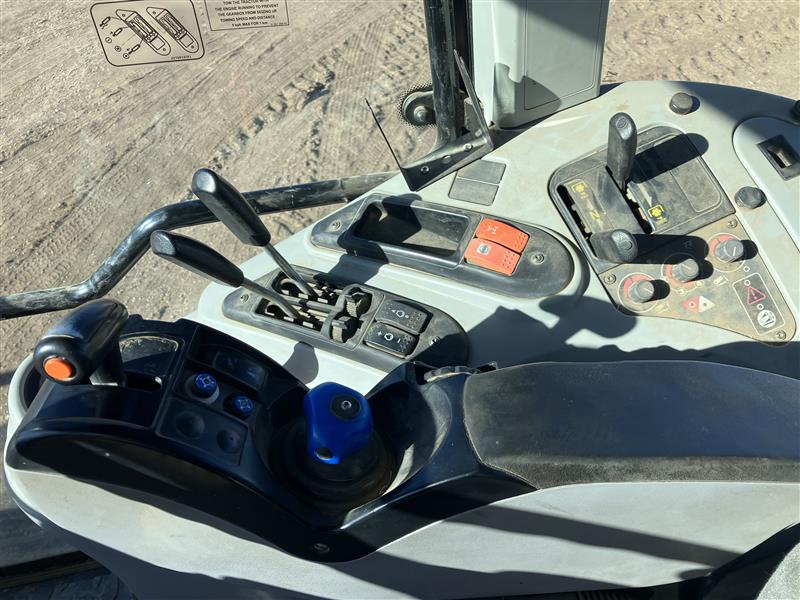 2009 Massey Ferguson 6485 Tractor