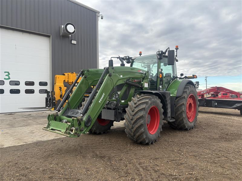 2021 Fendt 724 Gen6 Tractor