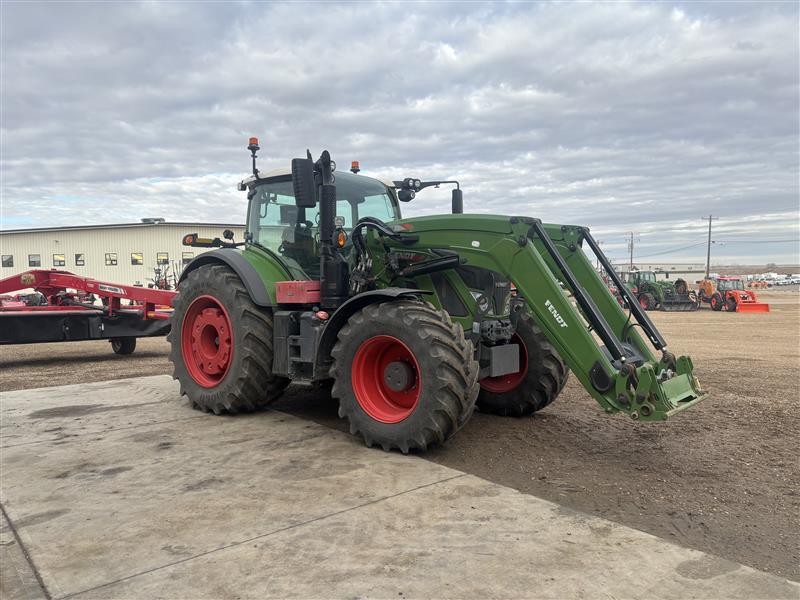 2021 Fendt 724 Gen6 Tractor