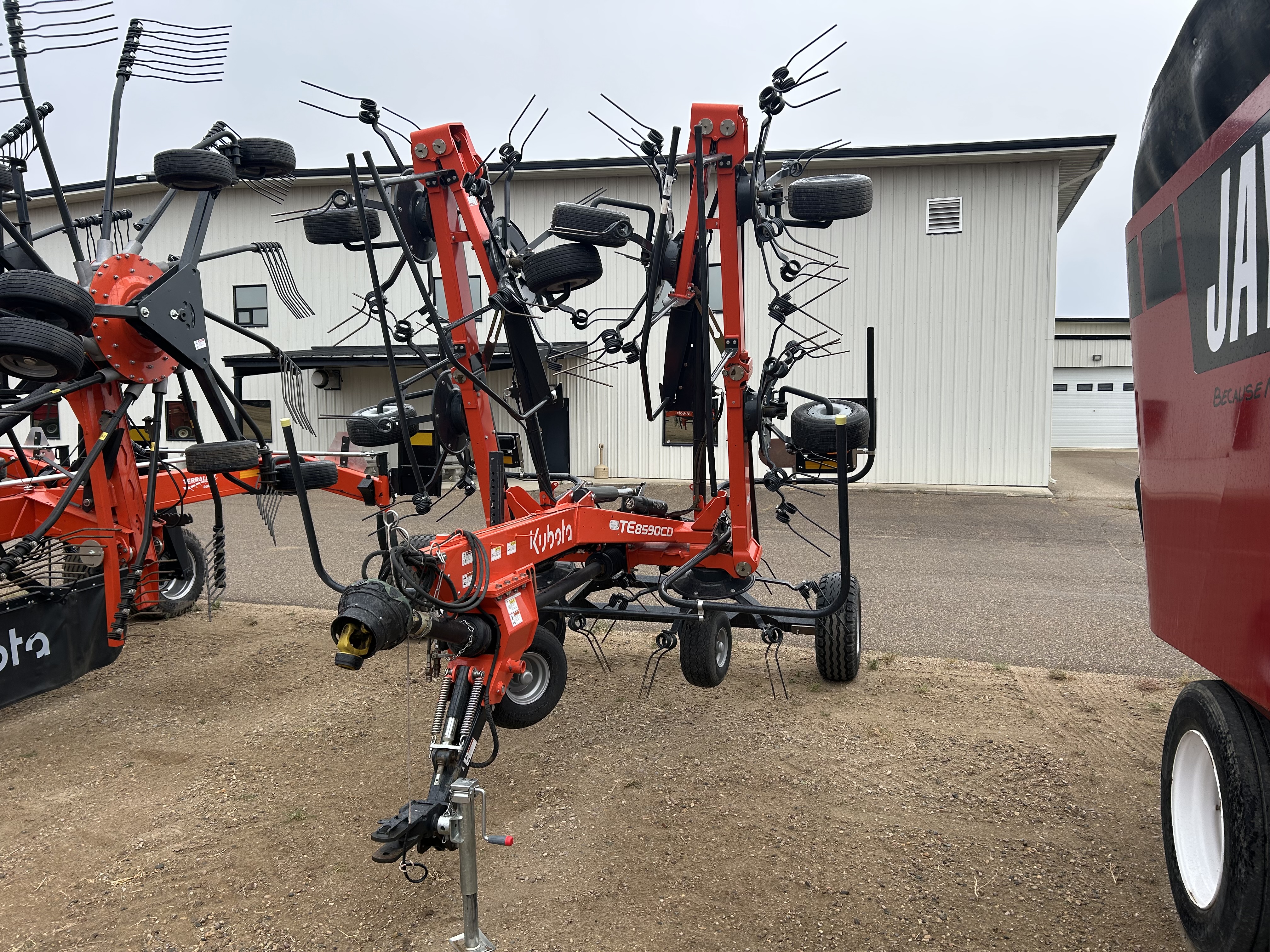 2023 Kubota TE8590CD Tedder