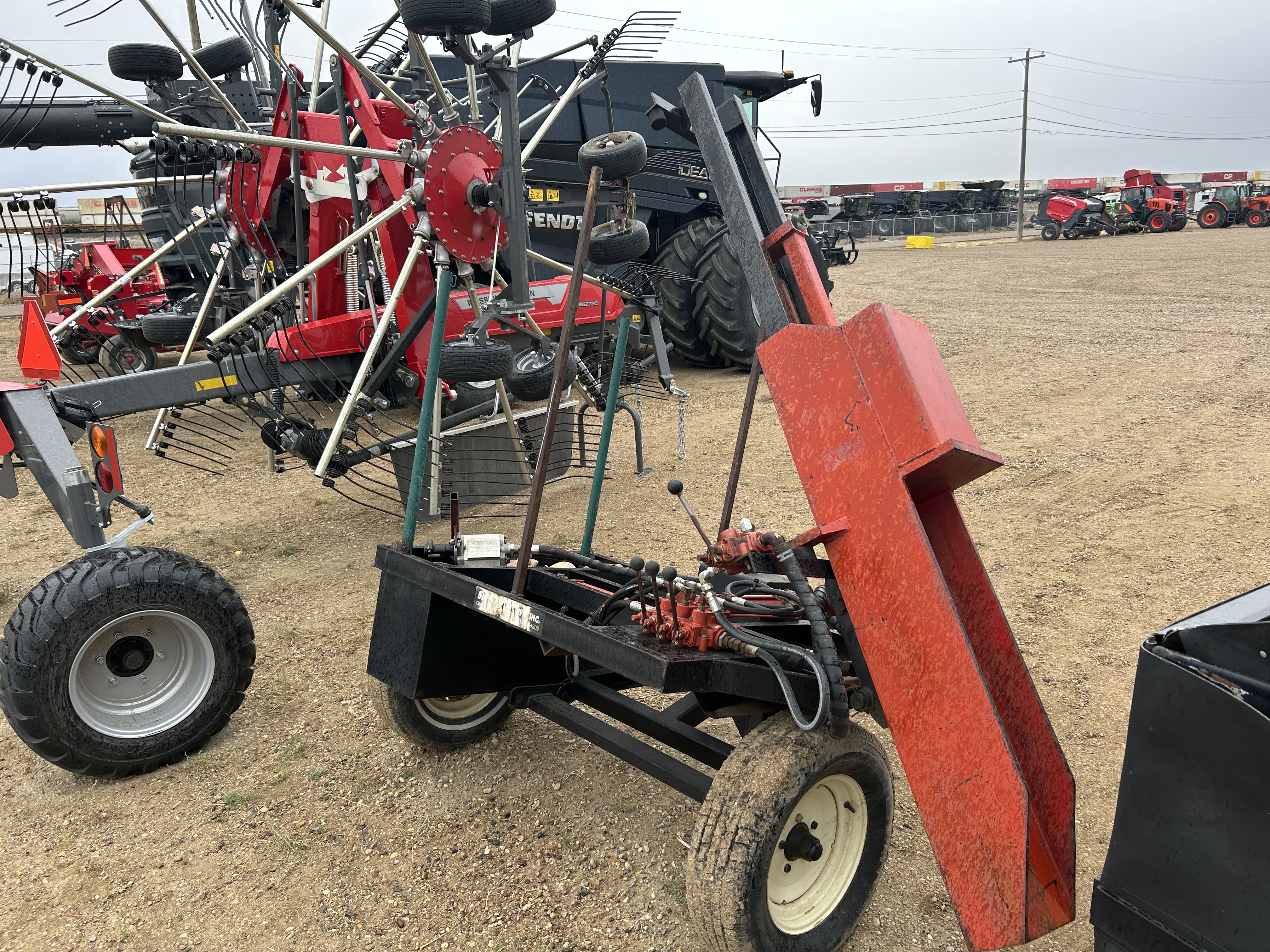 Wheatheart Post pounder Post Driver