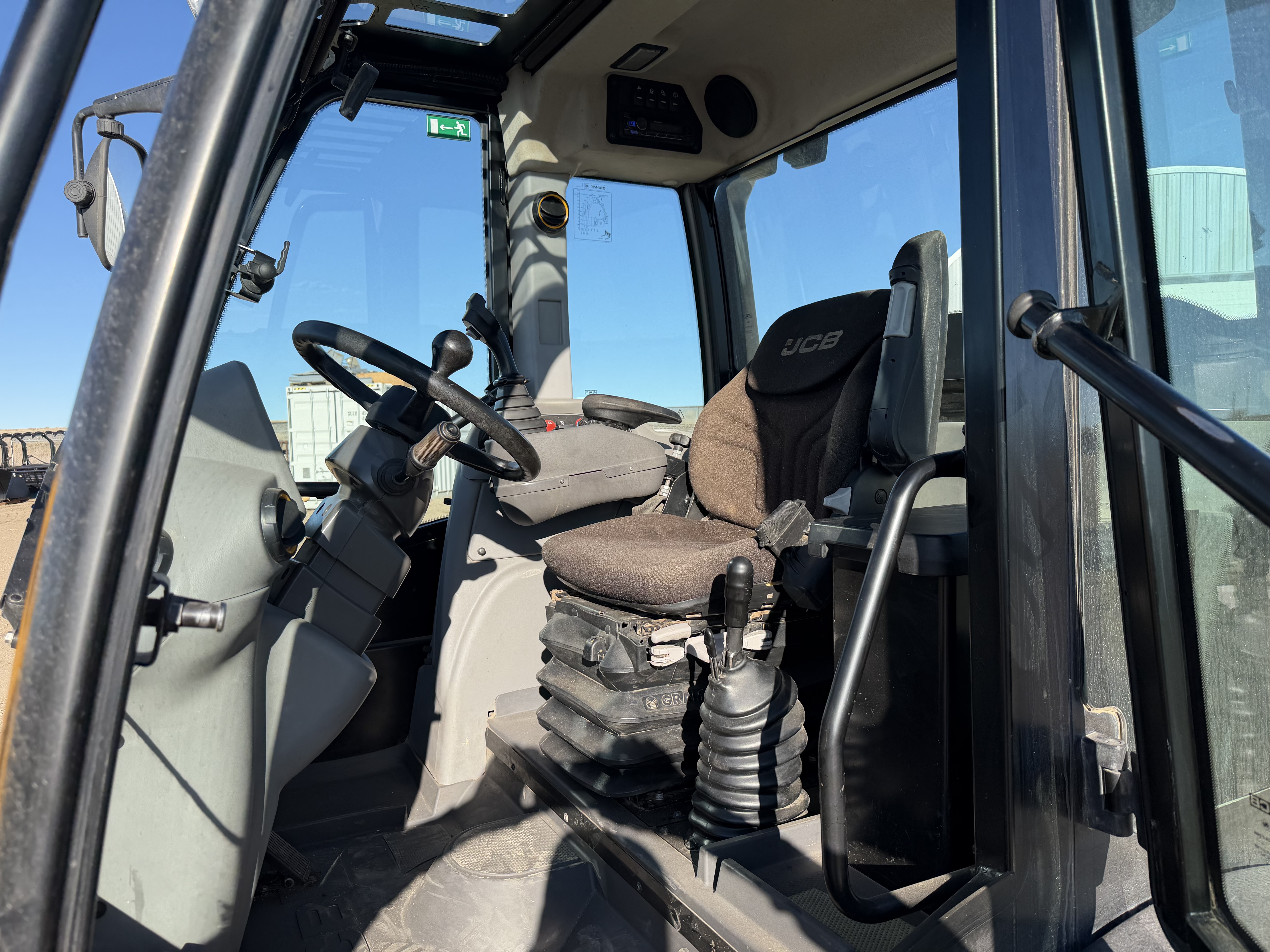 2022 JCB TM420 TeleHandler