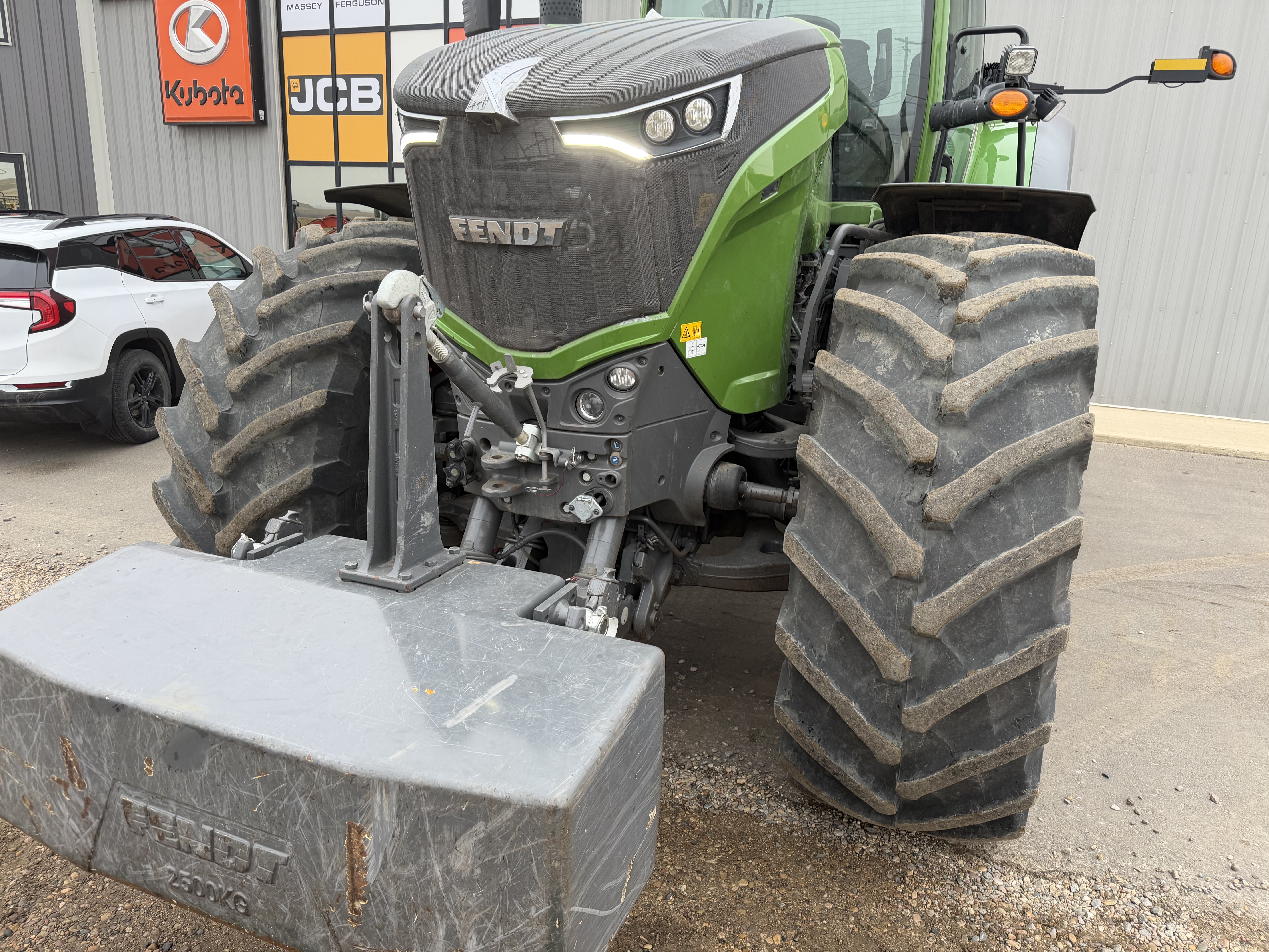 2021 Fendt 1042 Tractor