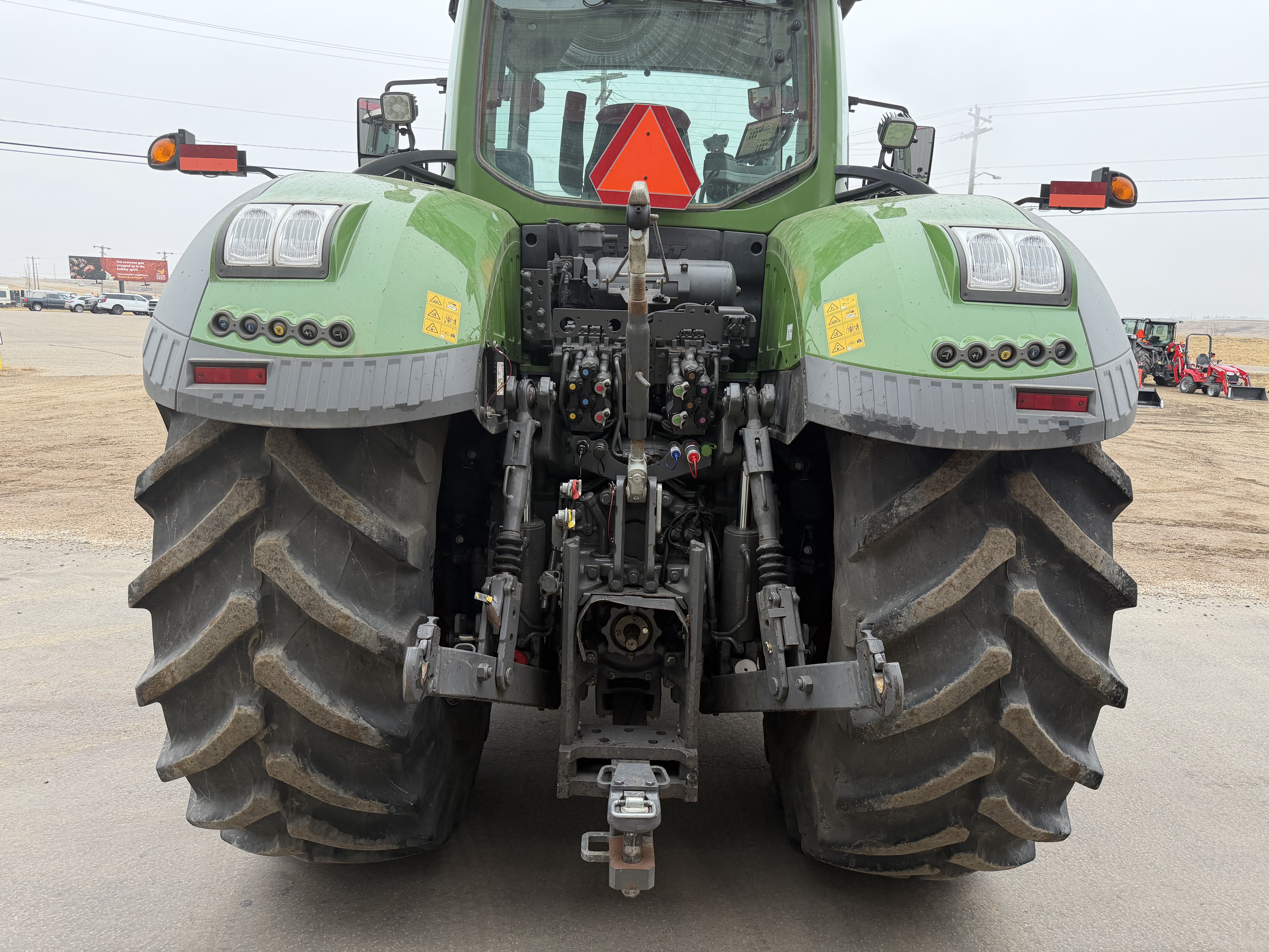 2021 Fendt 1042 Tractor