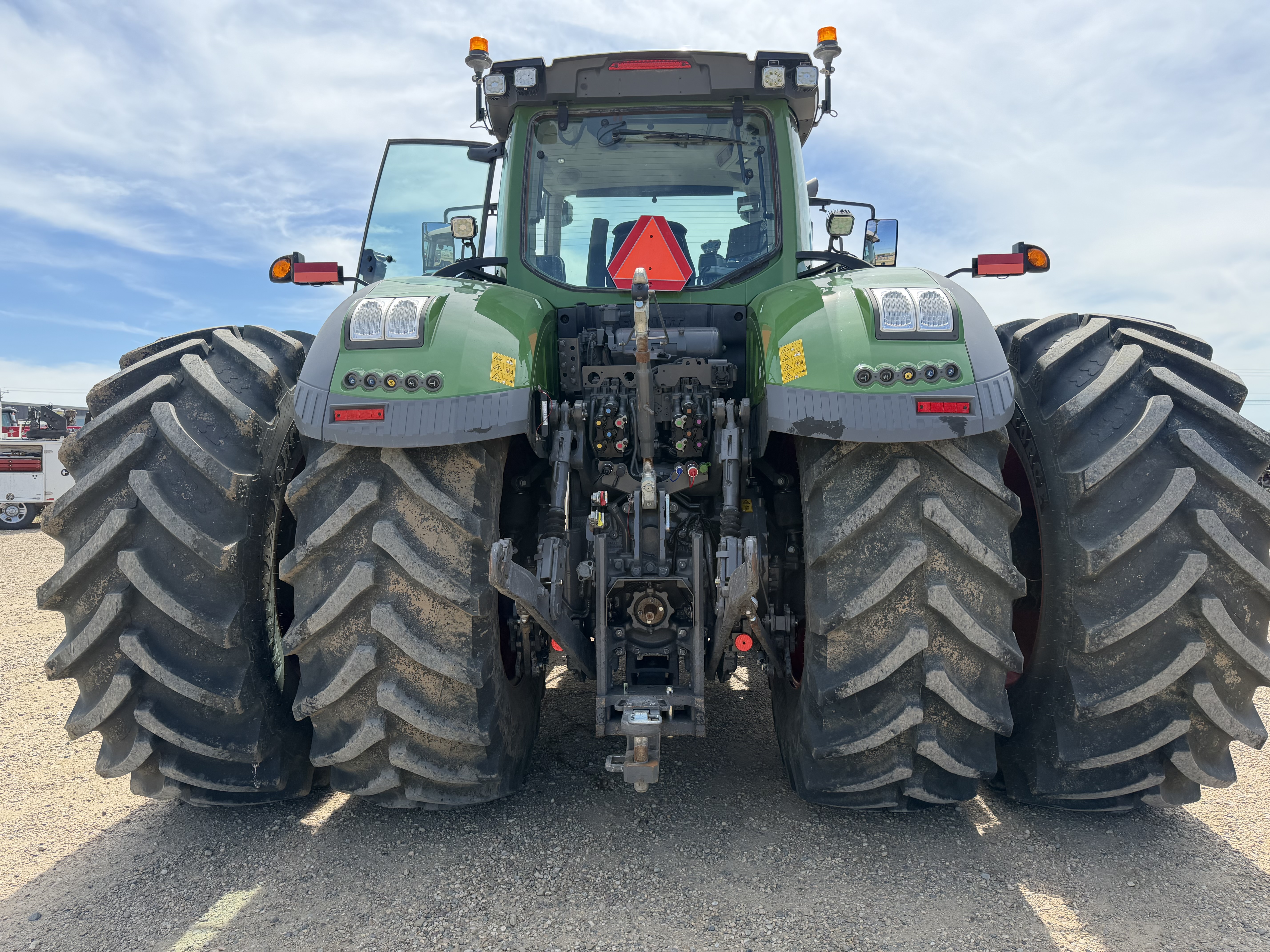 2021 Fendt 1042 Tractor