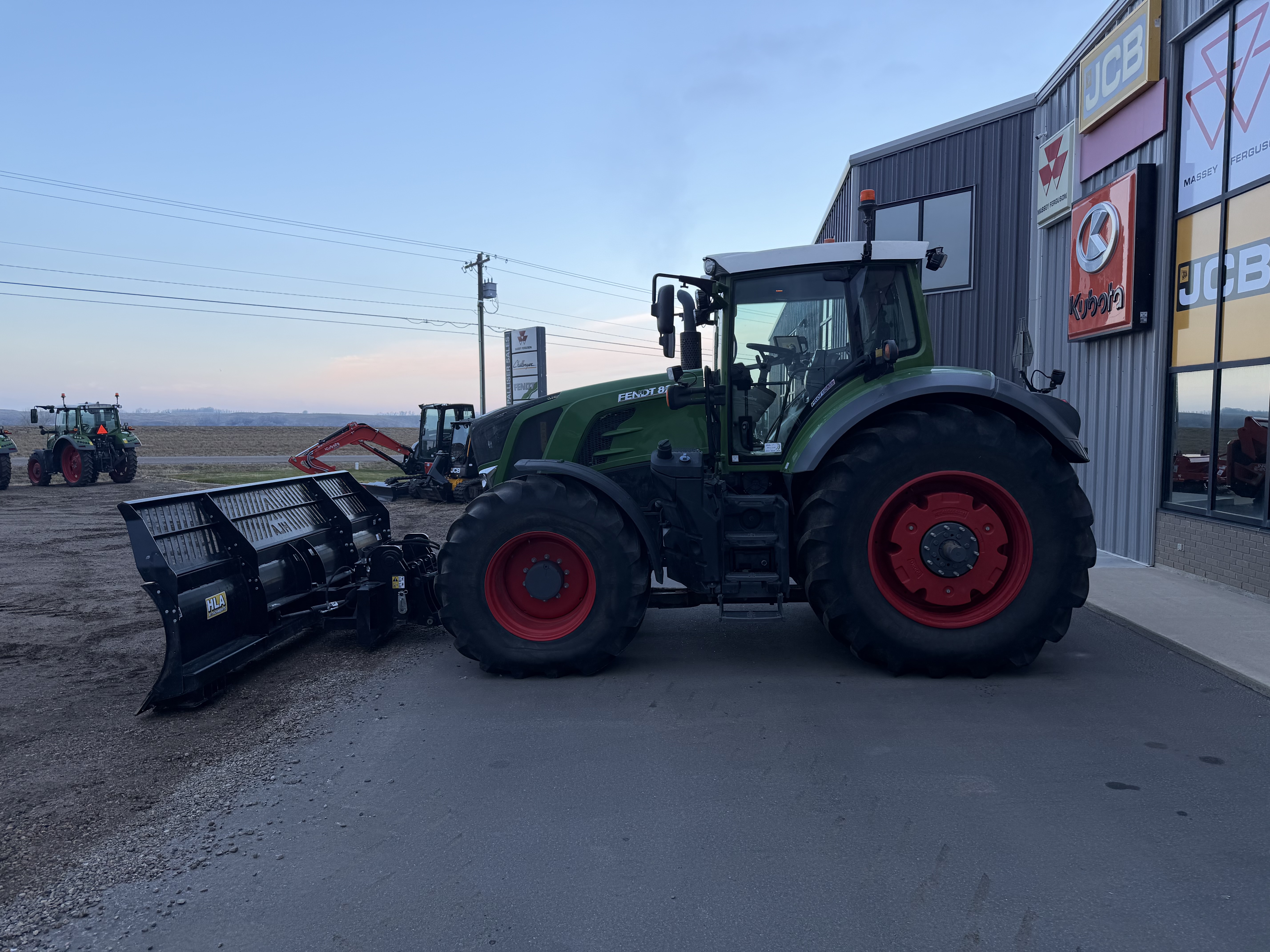 2023 Fendt 828S4 Tractor