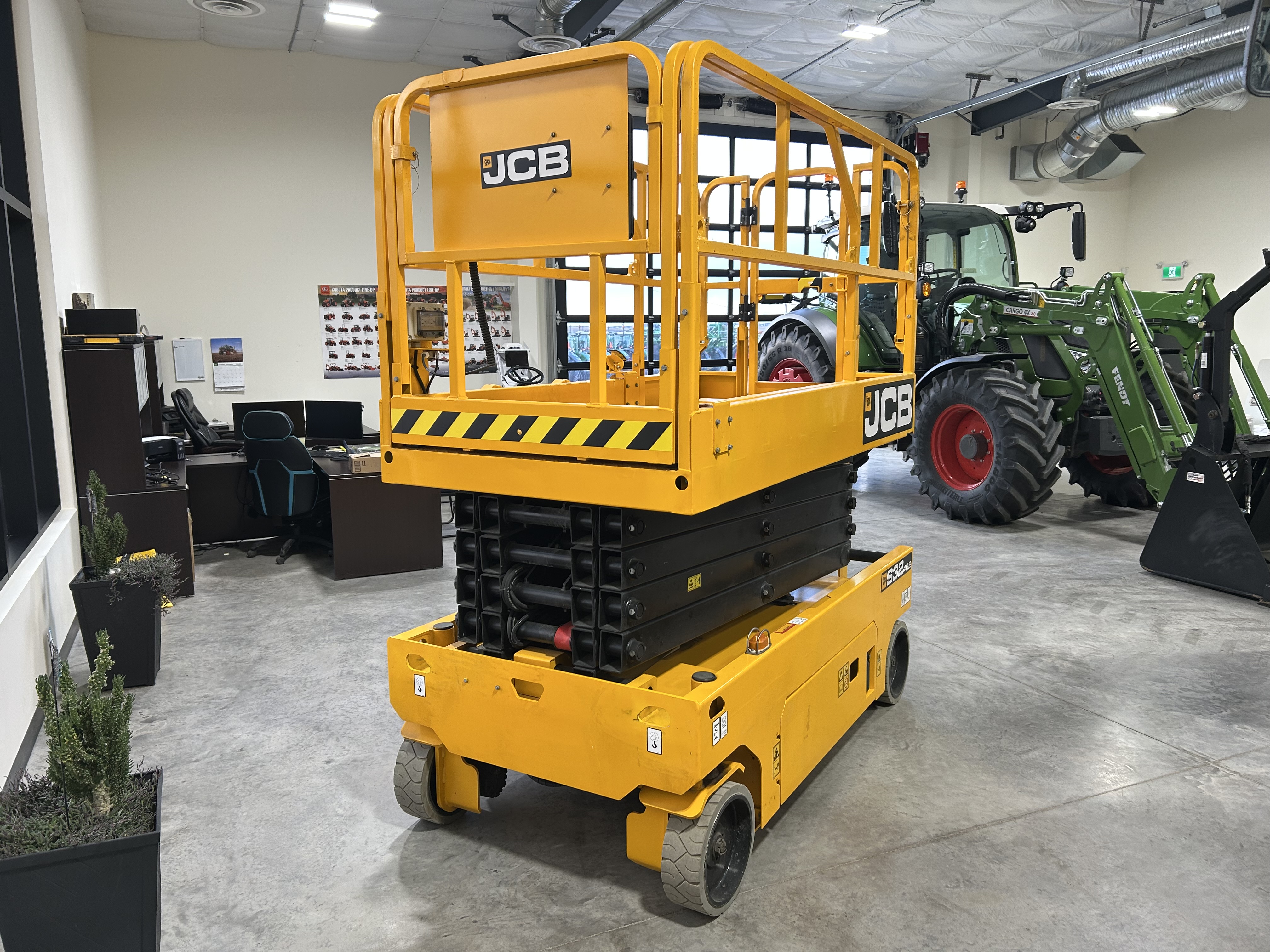 2023 JCB S3246E Scissor Lift