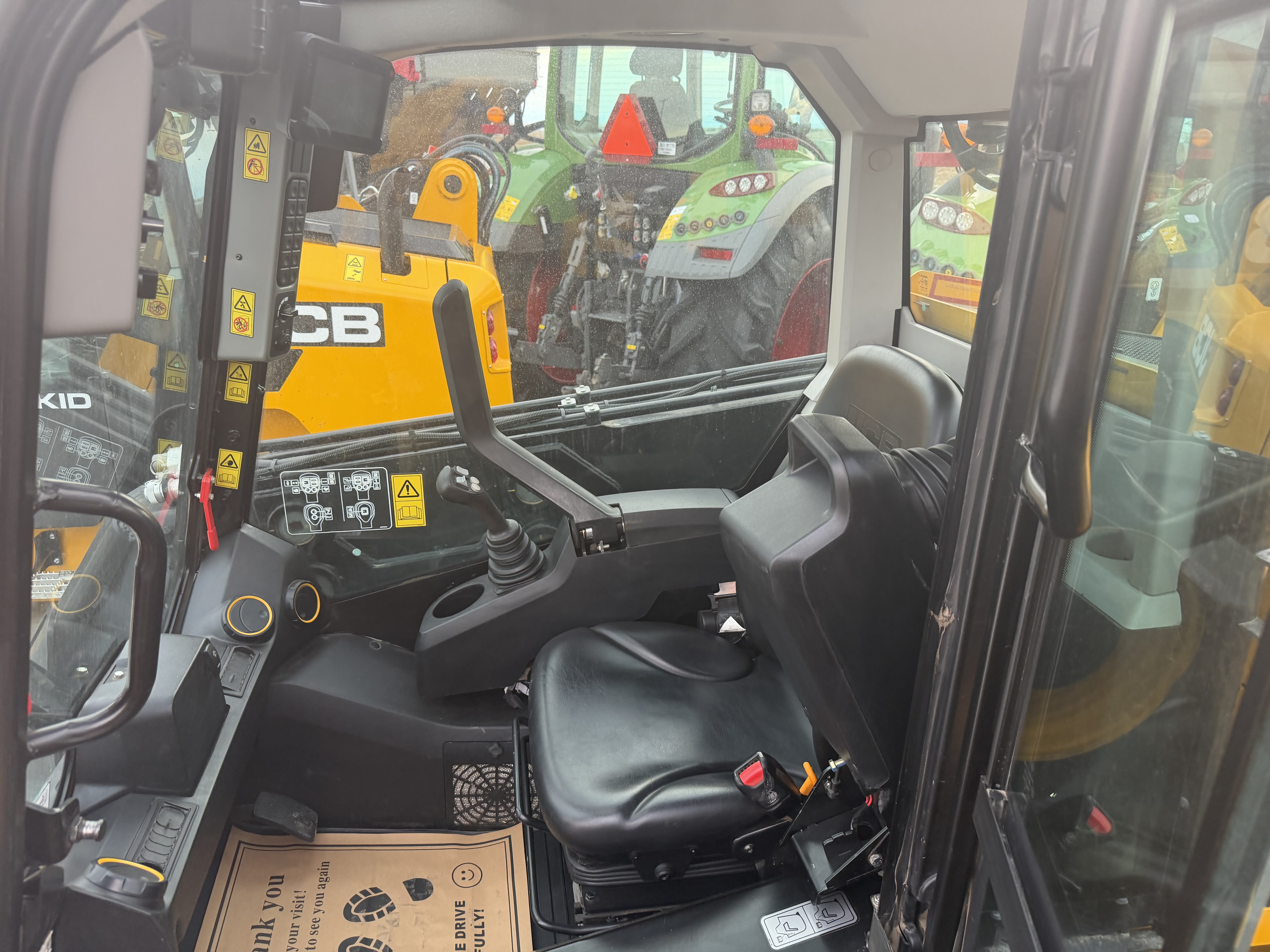 2023 JCB 3TS-8T Compact Track Loader