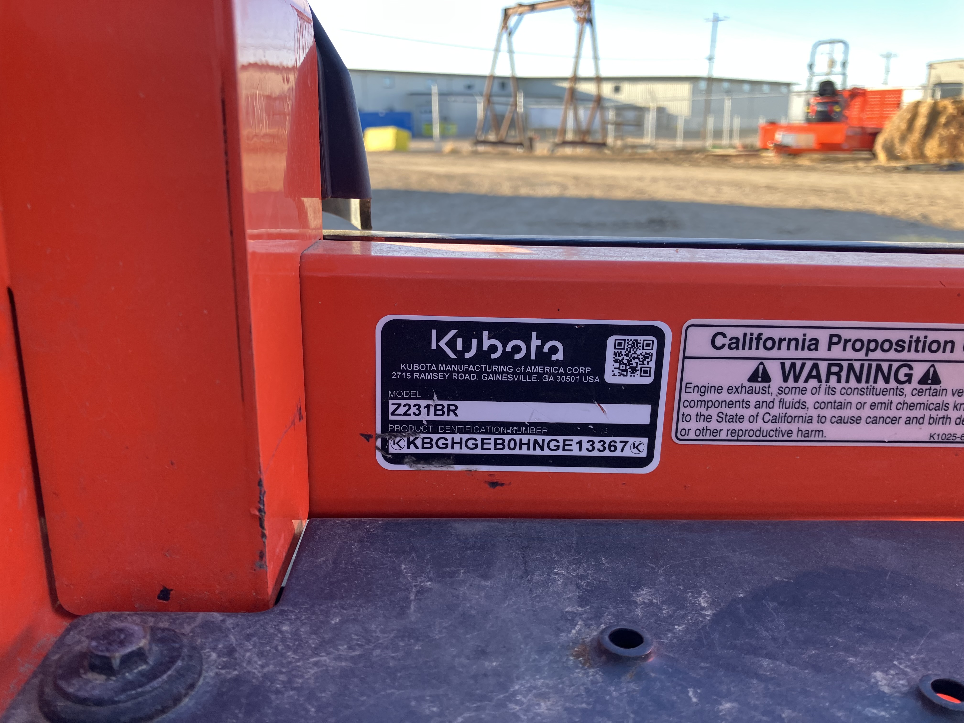 2022 Kubota Z231BR Mower/Zero Turn