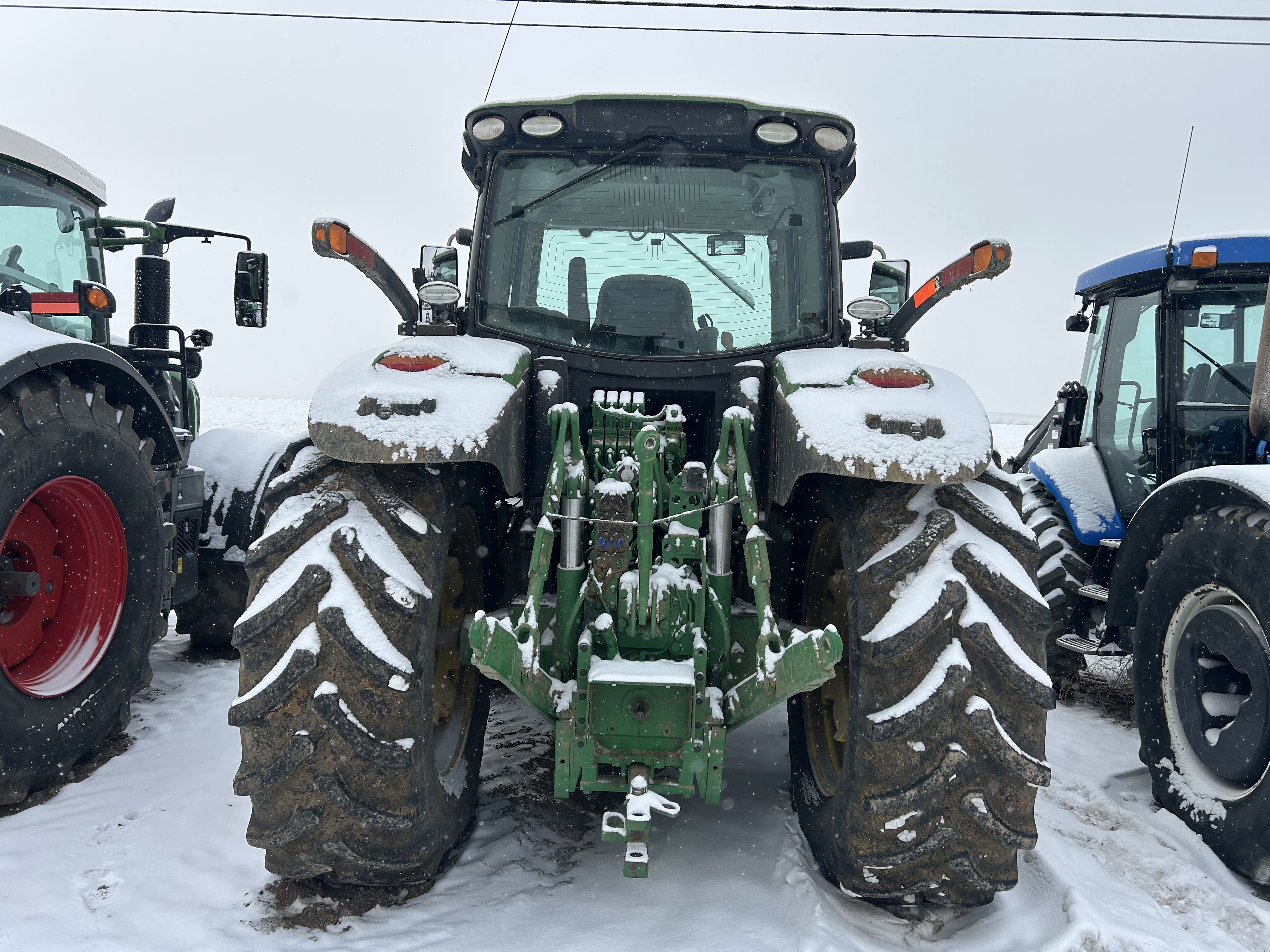 2019 John Deere 6175R Tractor