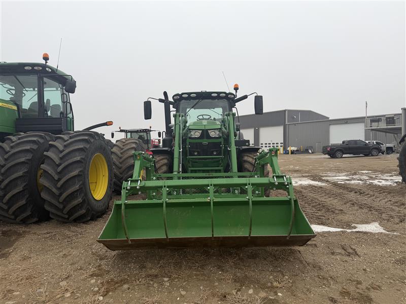2019 John Deere 6175R Tractor