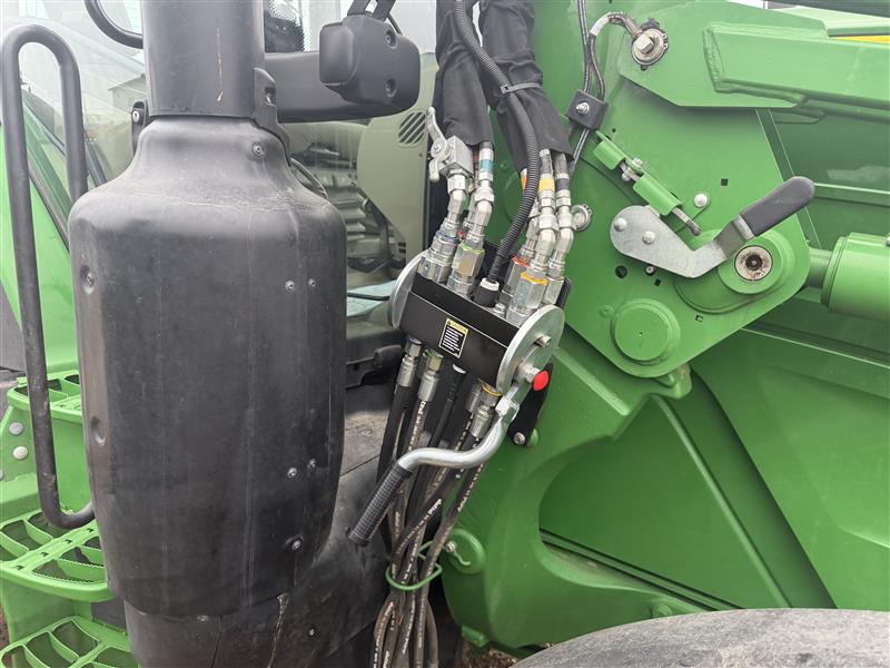 2019 John Deere 6175R Tractor