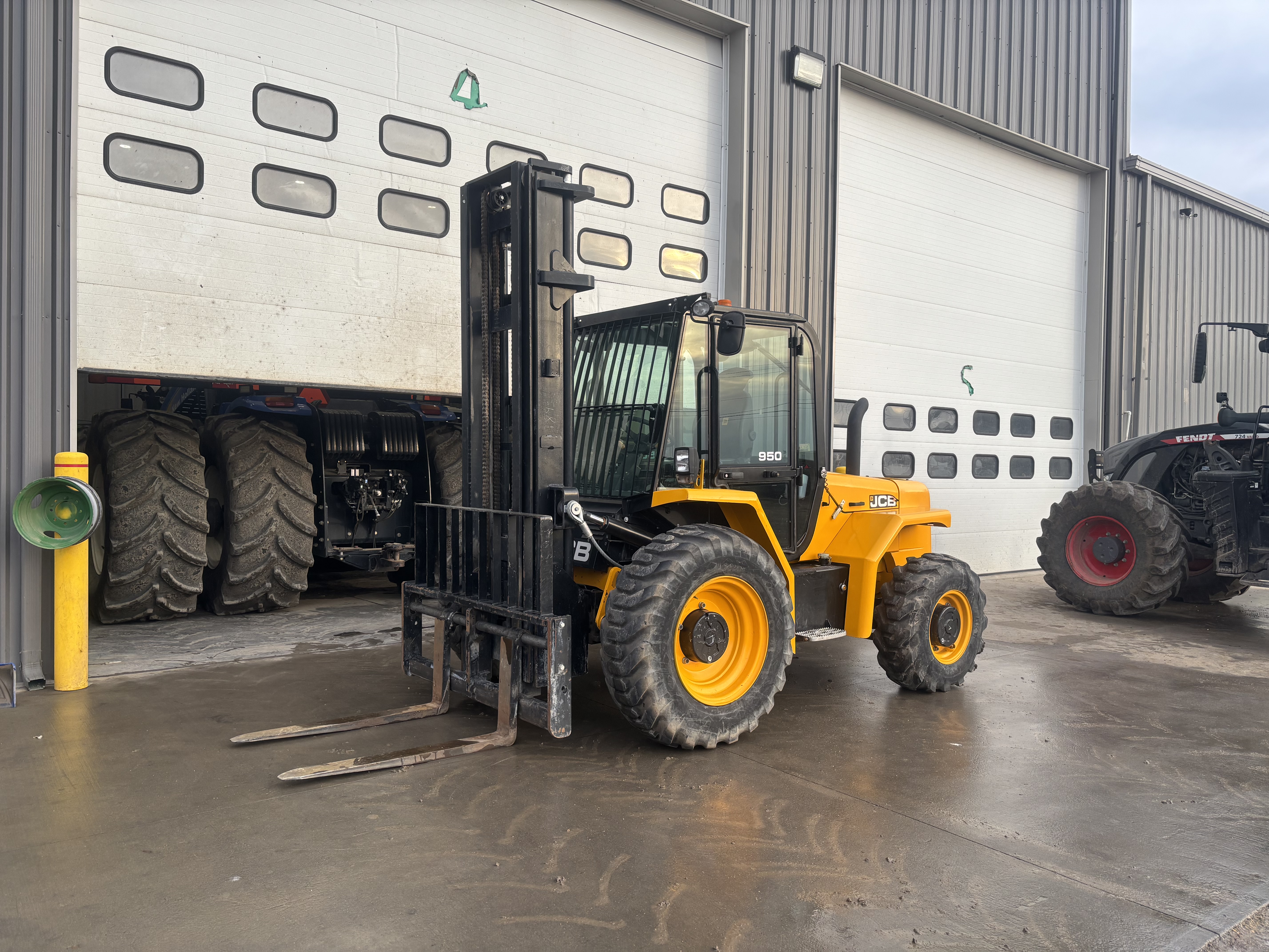 2022 JCB 950-4 T4 Forklift