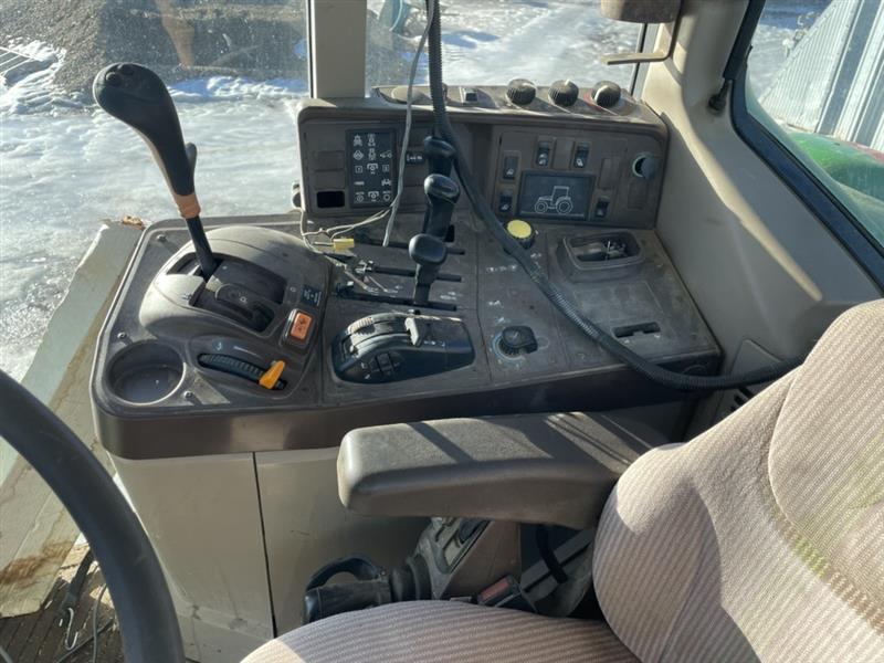 2006 John Deere 7320 Cab Tractor