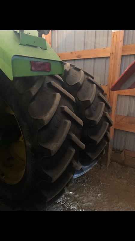 1990 John Deere 8760 Tractor