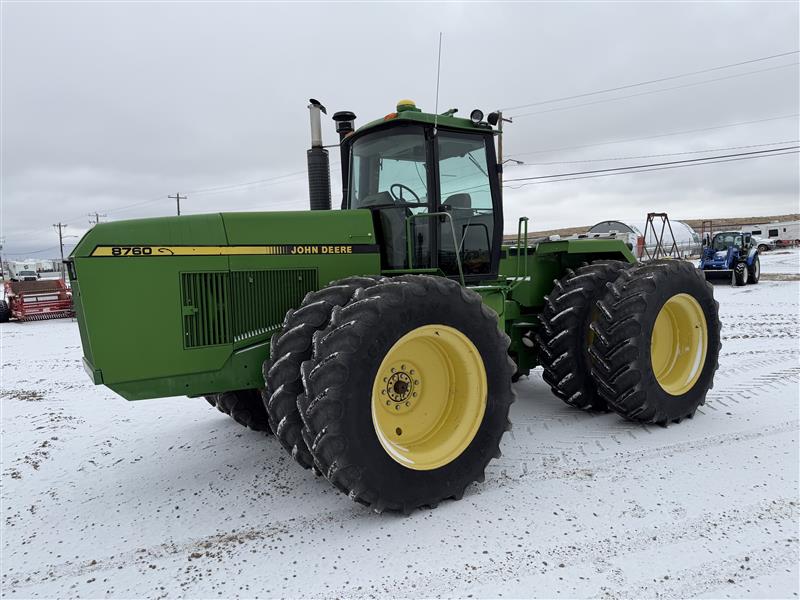 1990 John Deere 8760 Tractor