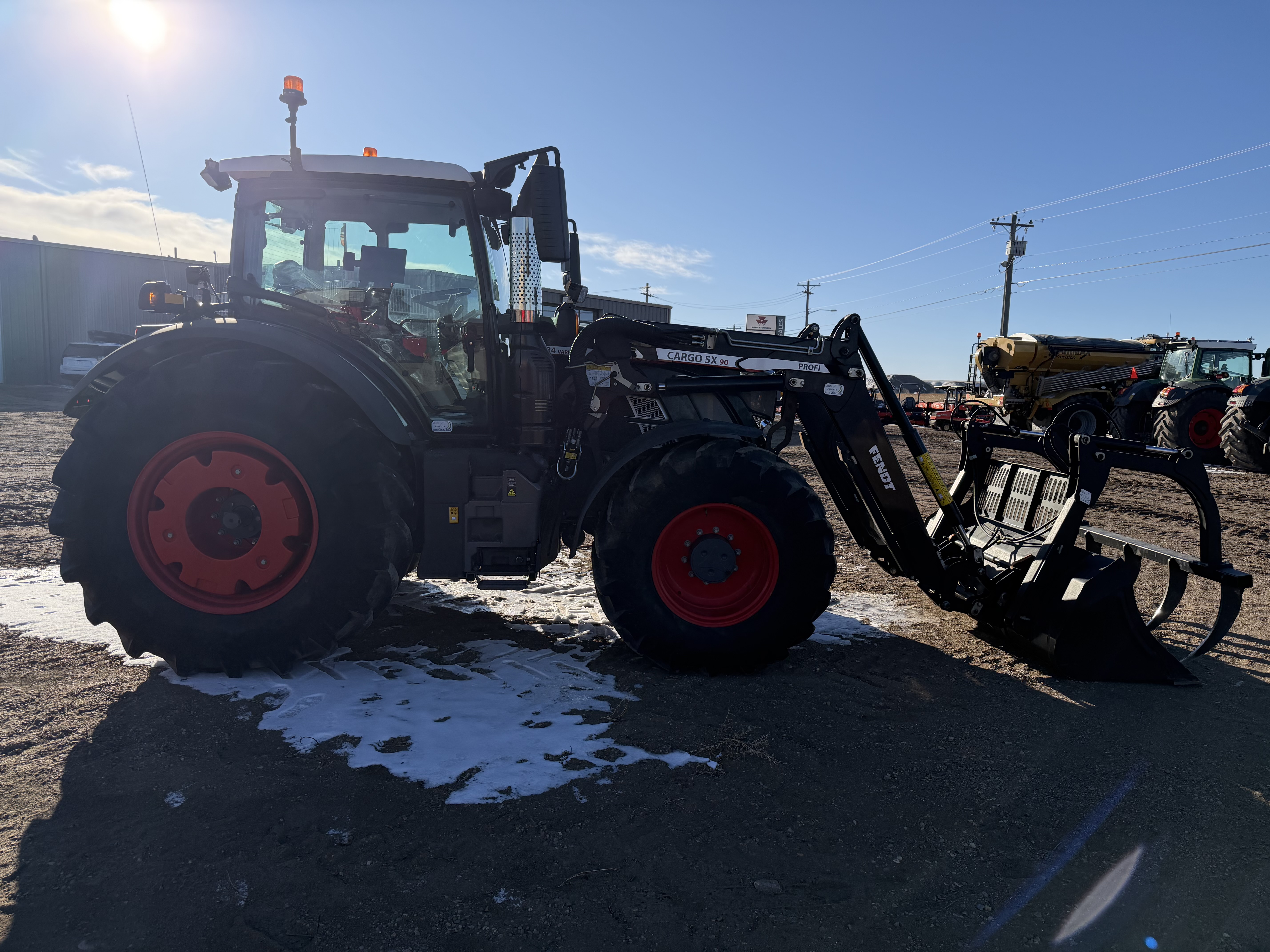 2022 Fendt 724 Gen7 Tractor