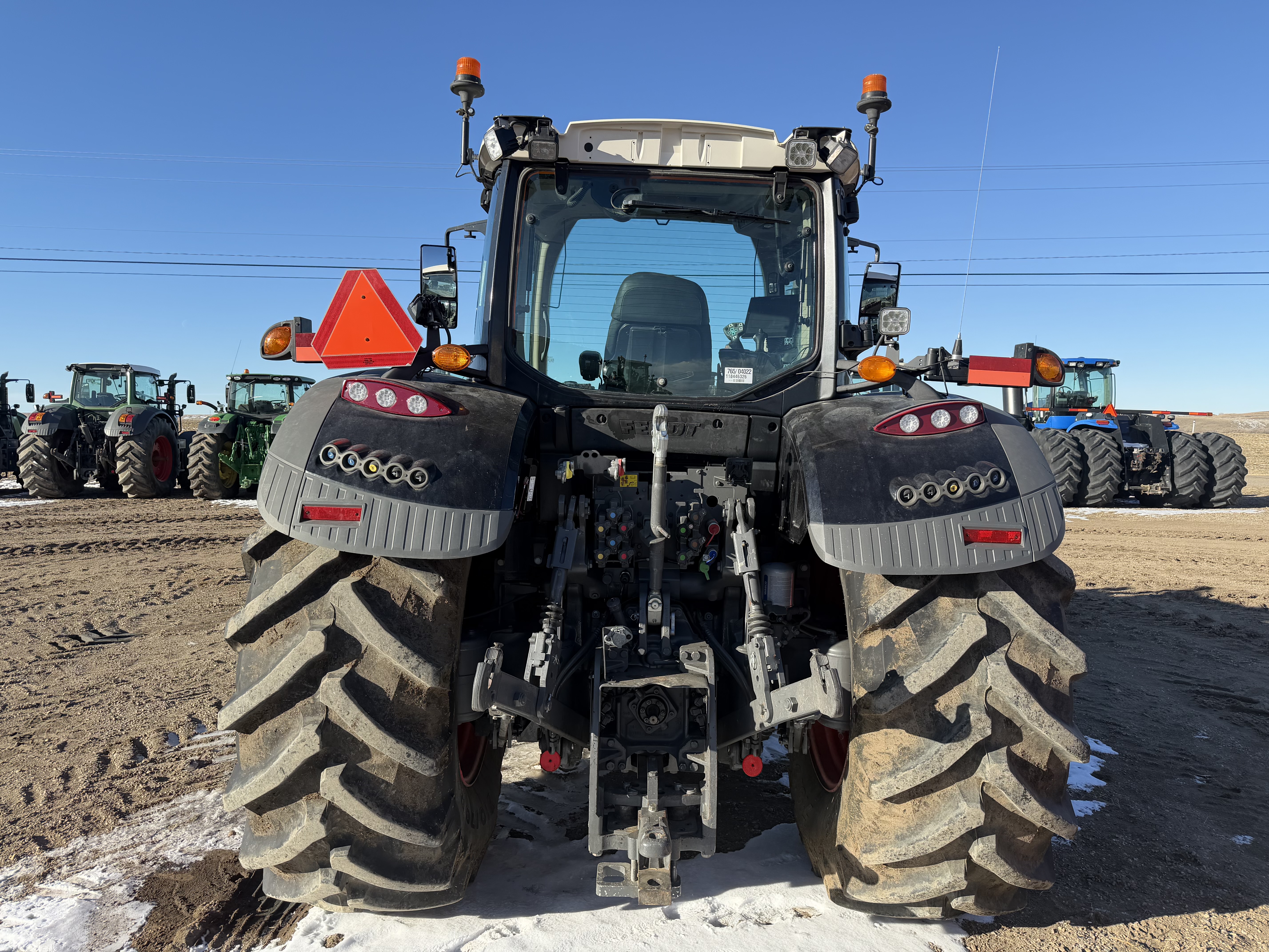 2022 Fendt 724 Gen7 Tractor