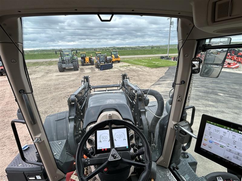 2022 Fendt 724 Gen7 Tractor