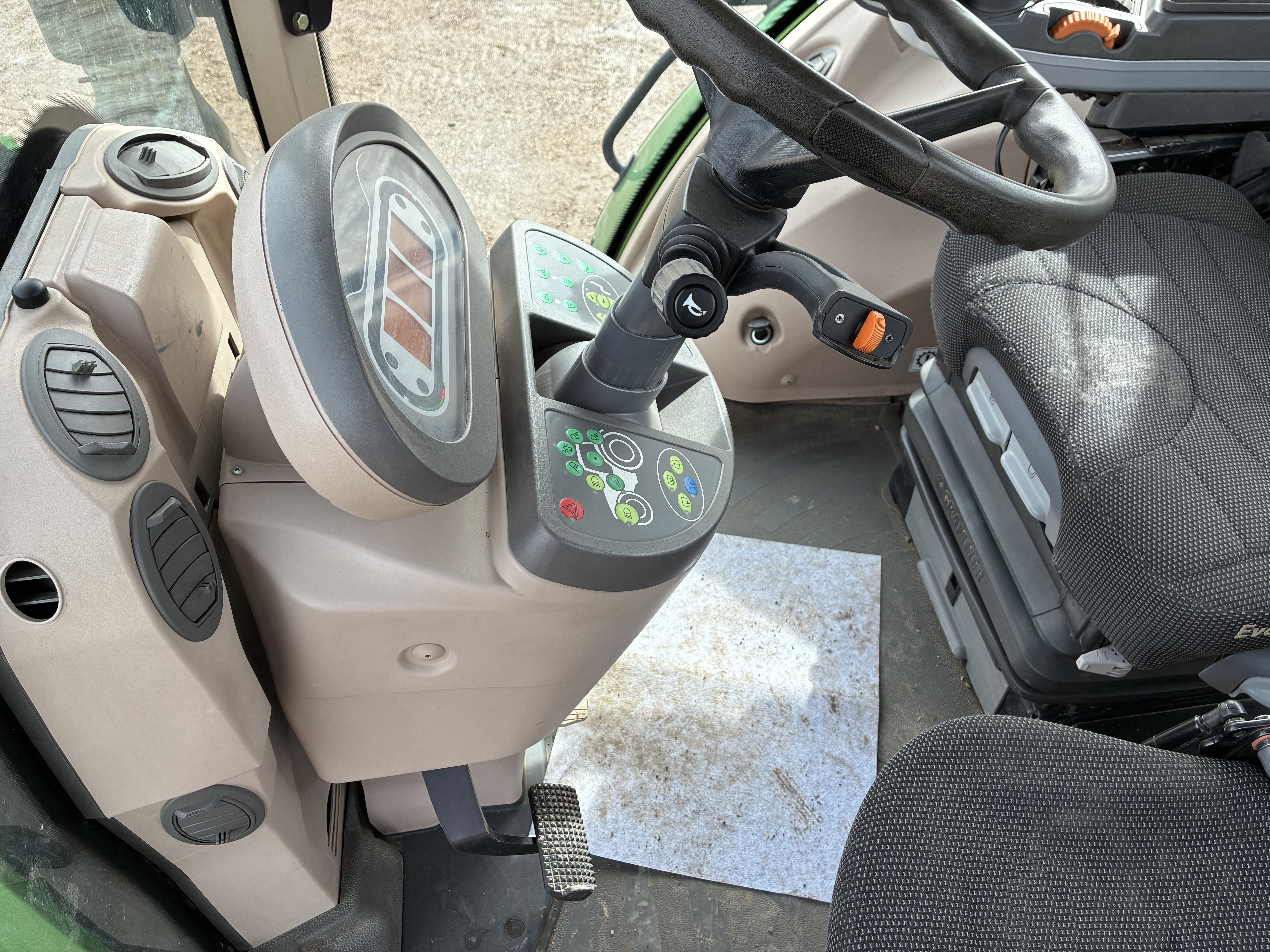 2018 Fendt 828S4 Tractor