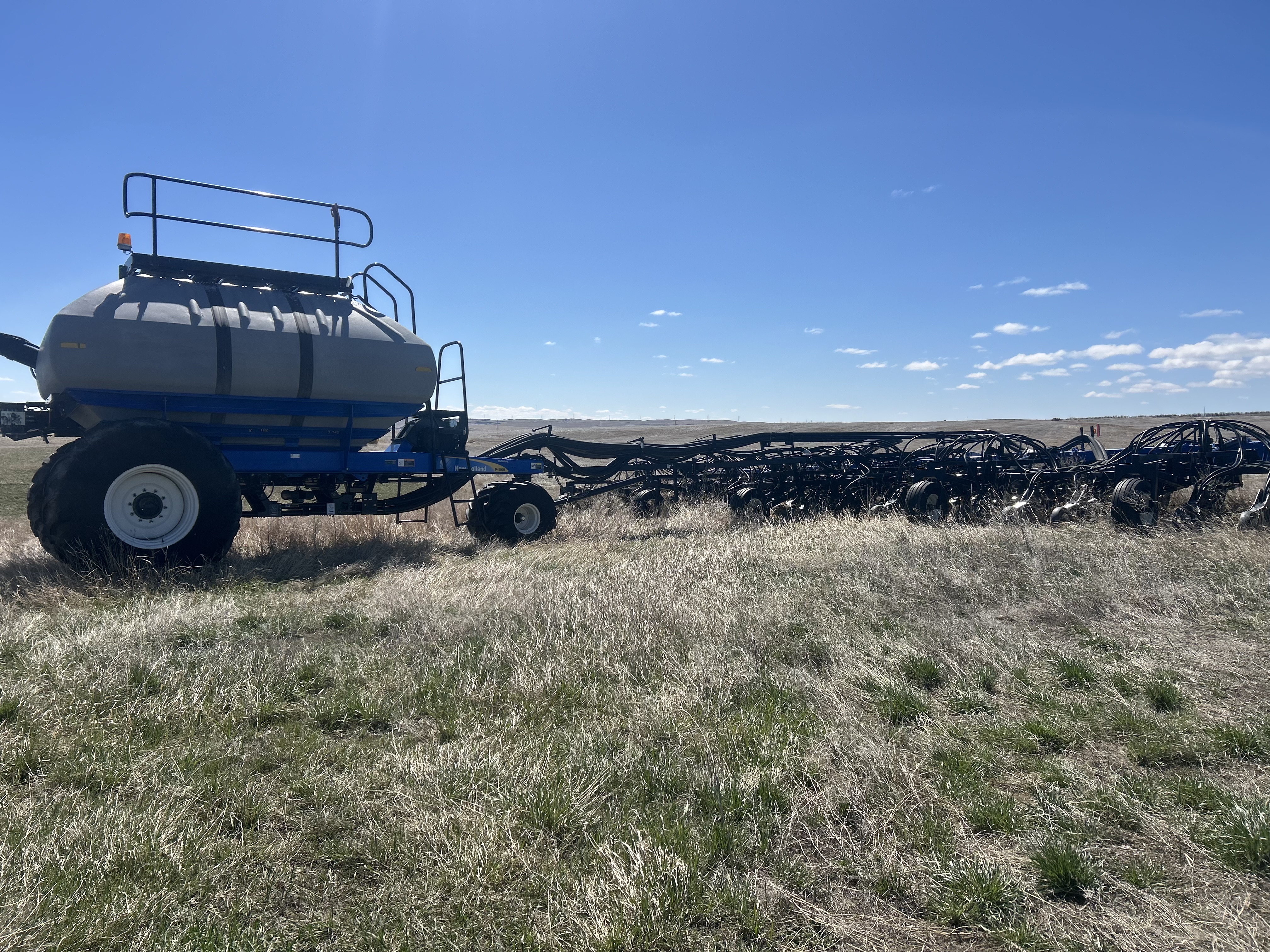 2013 New Holland P2070 Air Drill