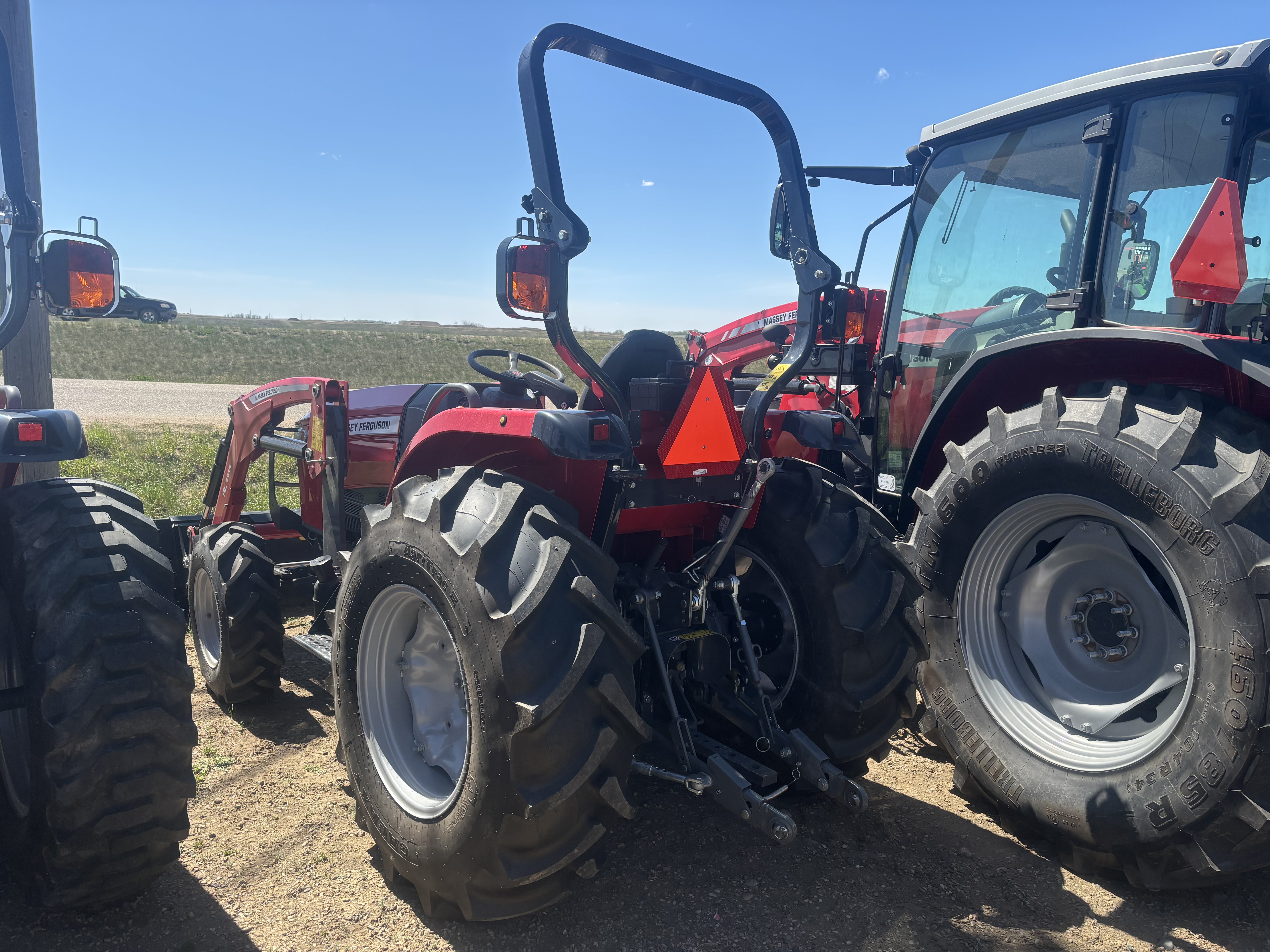 2024 Massey Ferguson 2850M Tractor