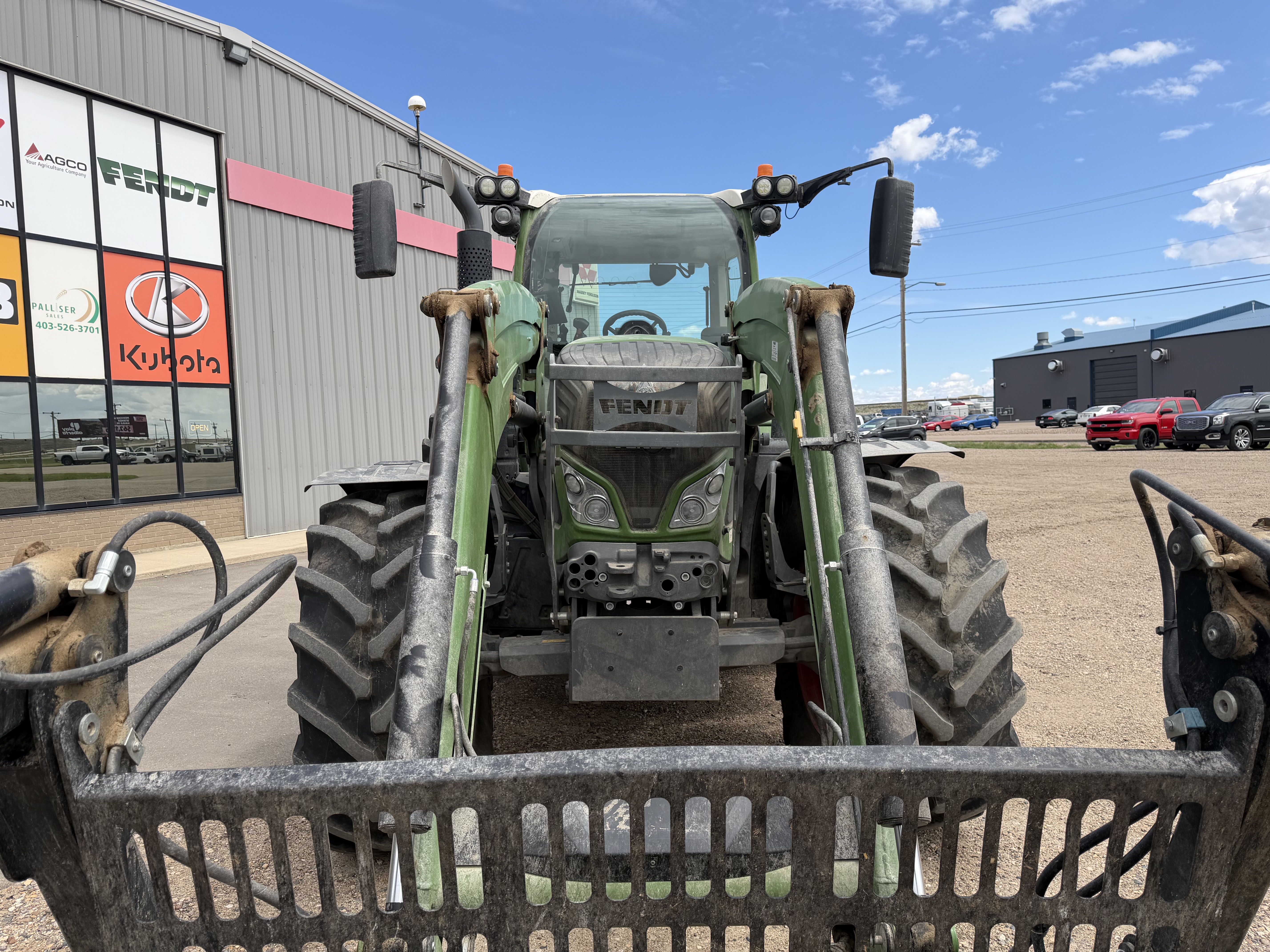 2022 Fendt 718 Gen6 Tractor