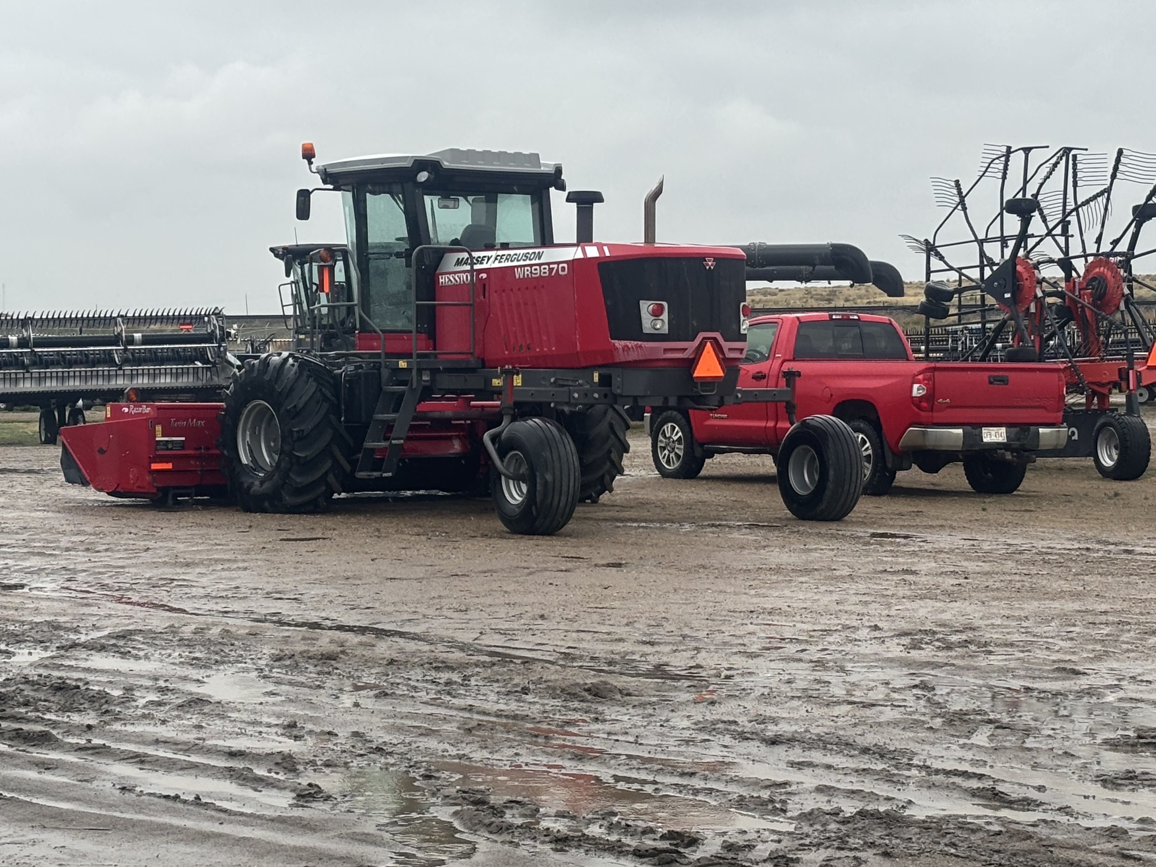 2015 Massey Ferguson WR9870 Windrower