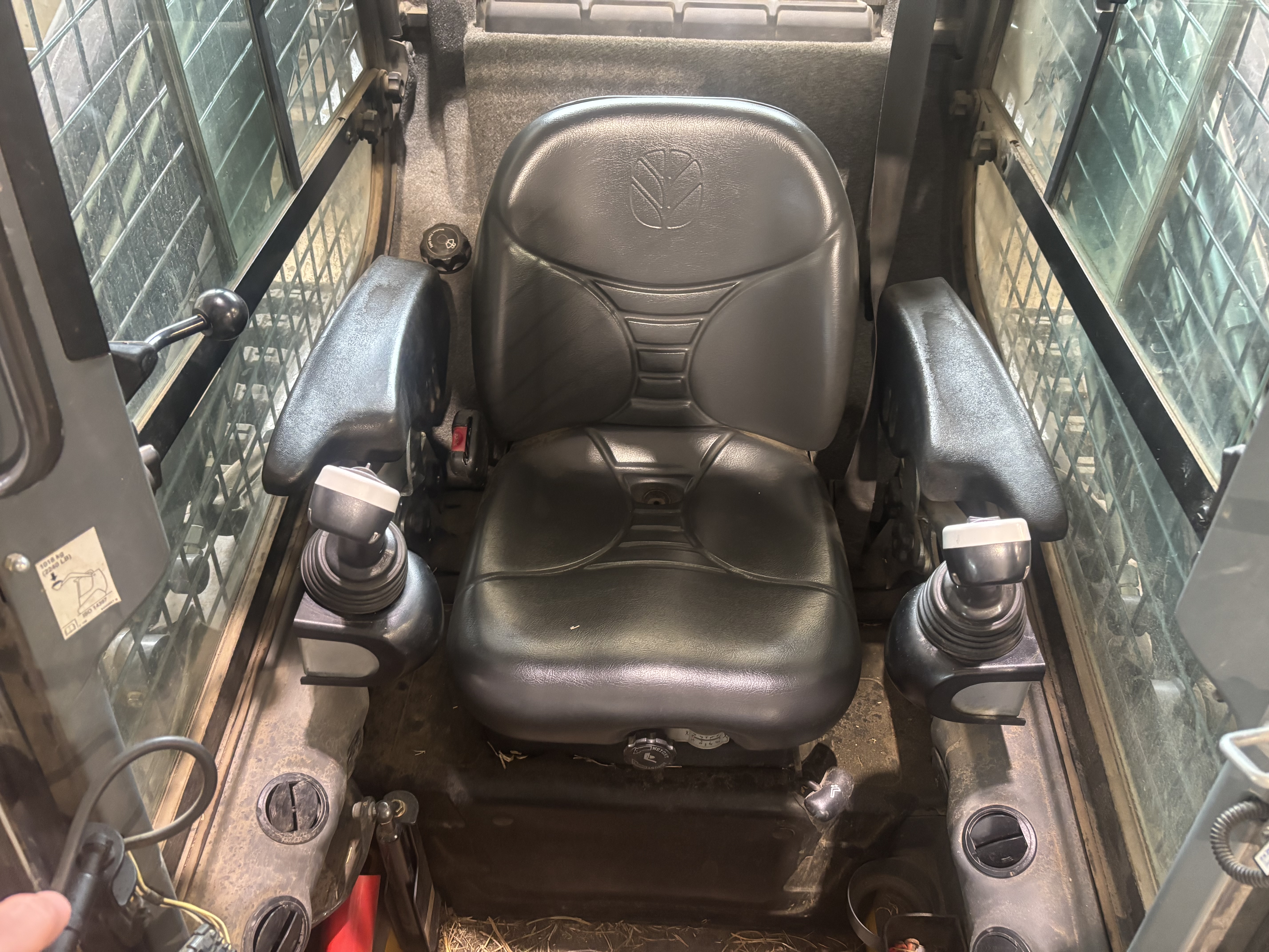 2011 New Holland C232 Compact Track Loader