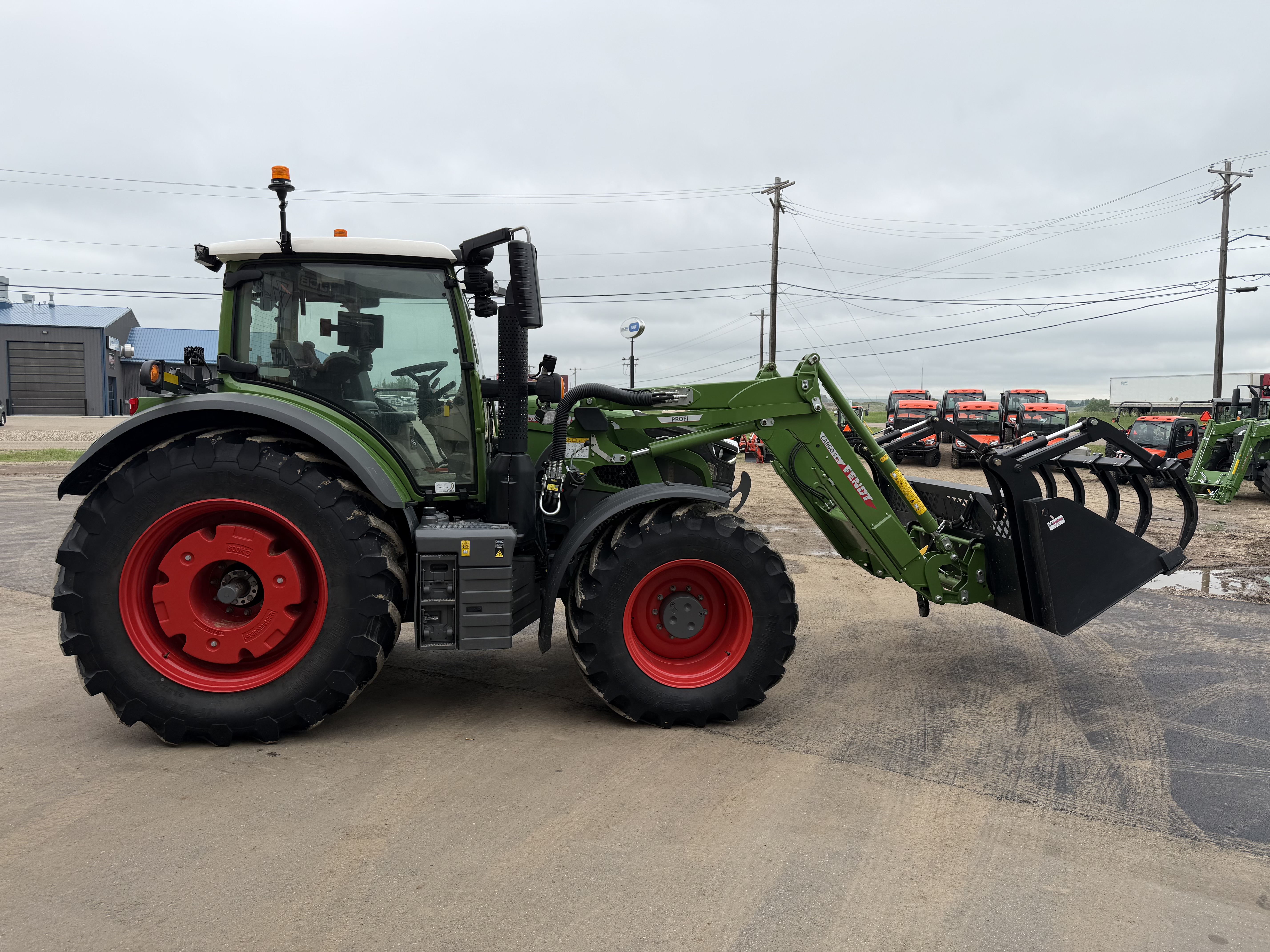 2025 Fendt 616 Tractor