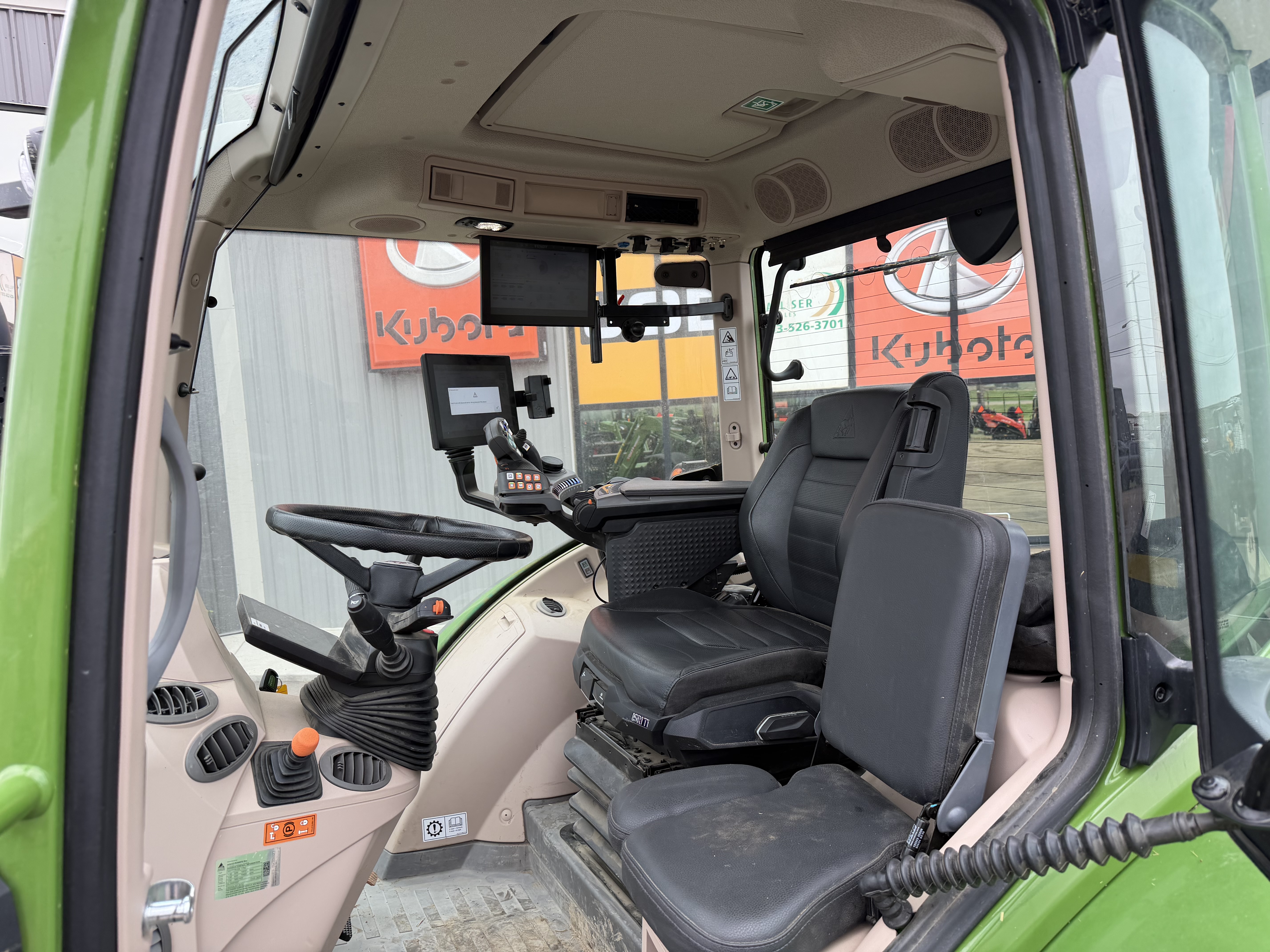 2025 Fendt 616 Tractor