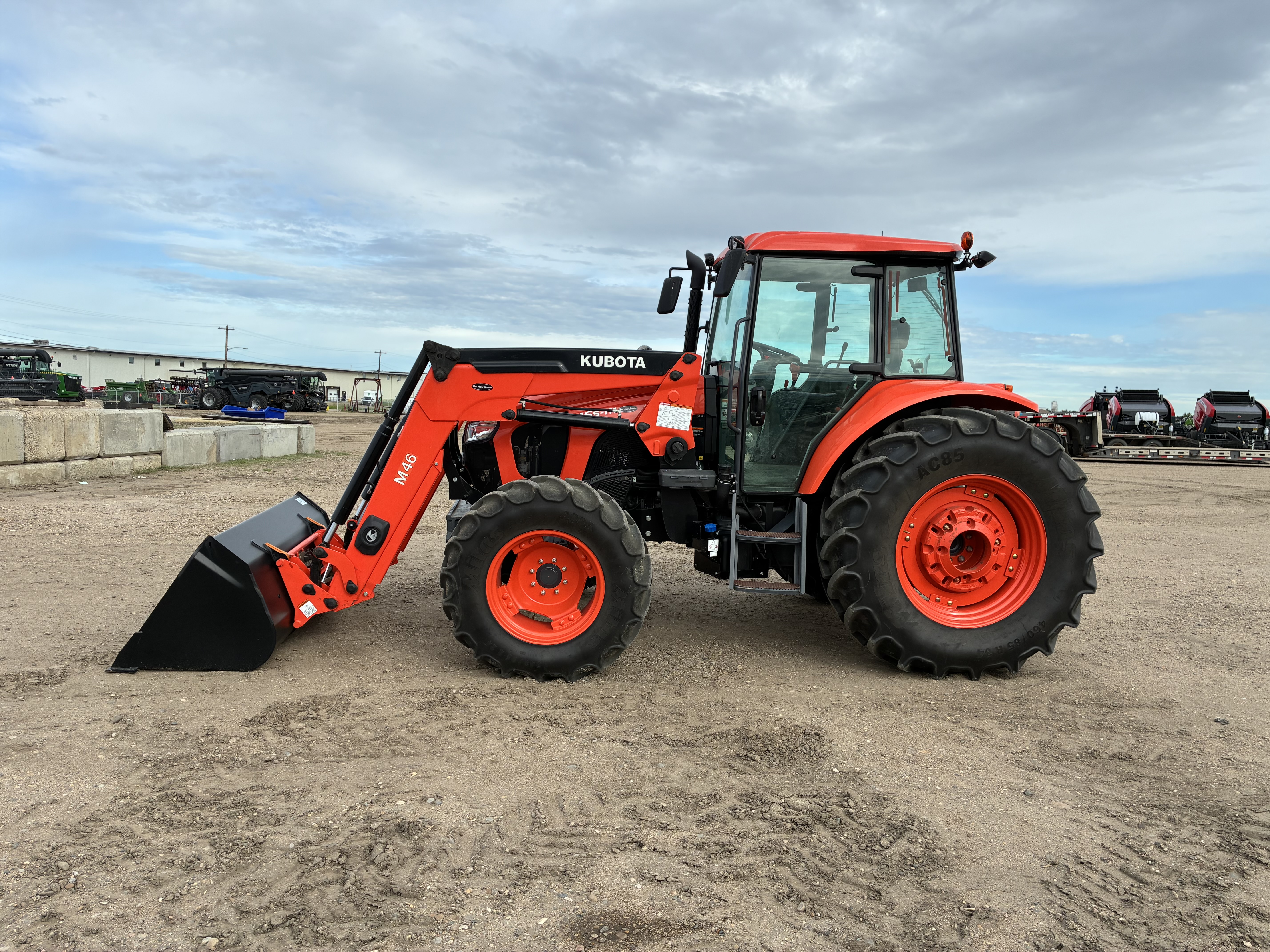 2019 Kubota M6S-111 Tractor