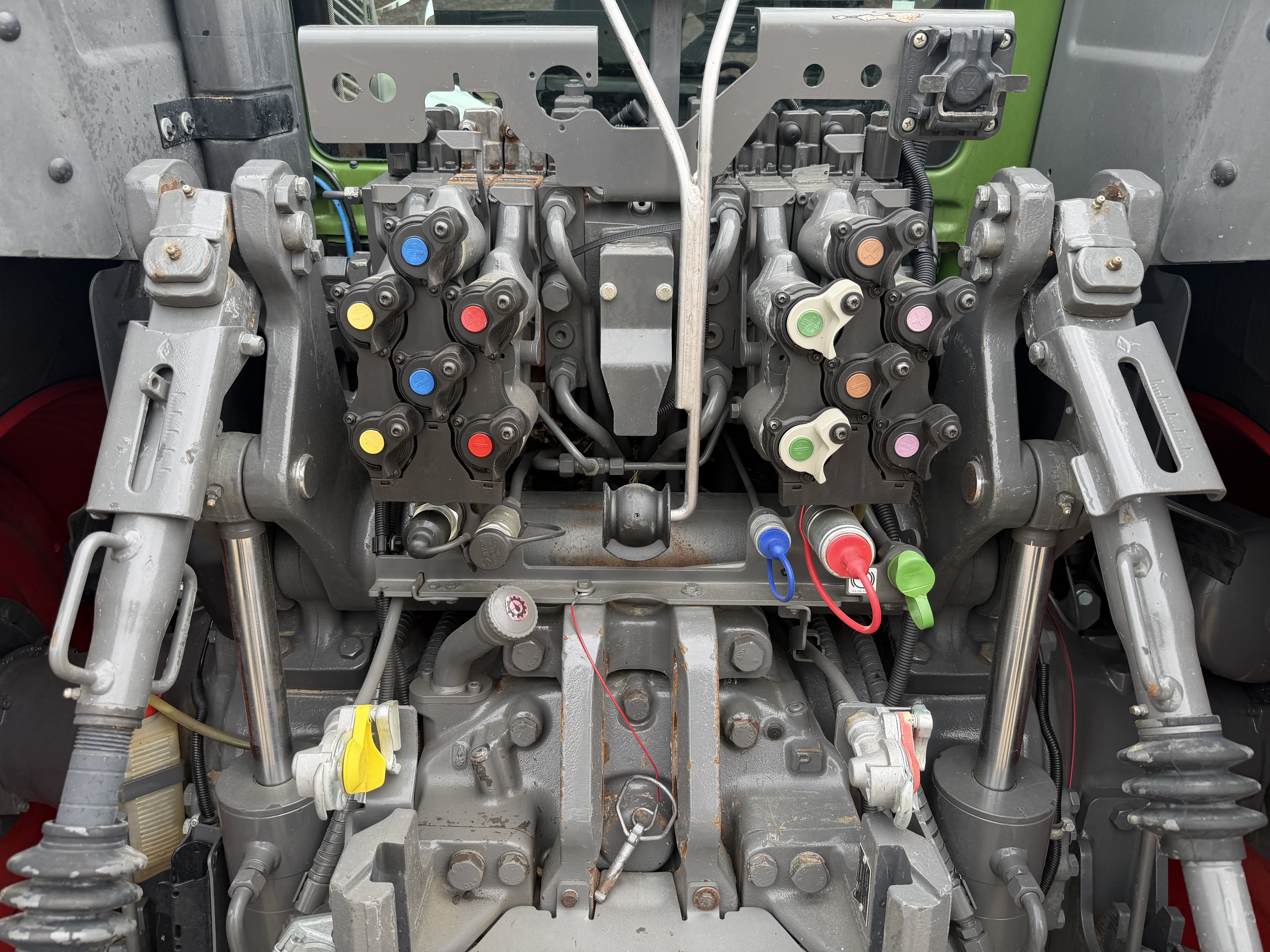 2021 Fendt 828 Tractor