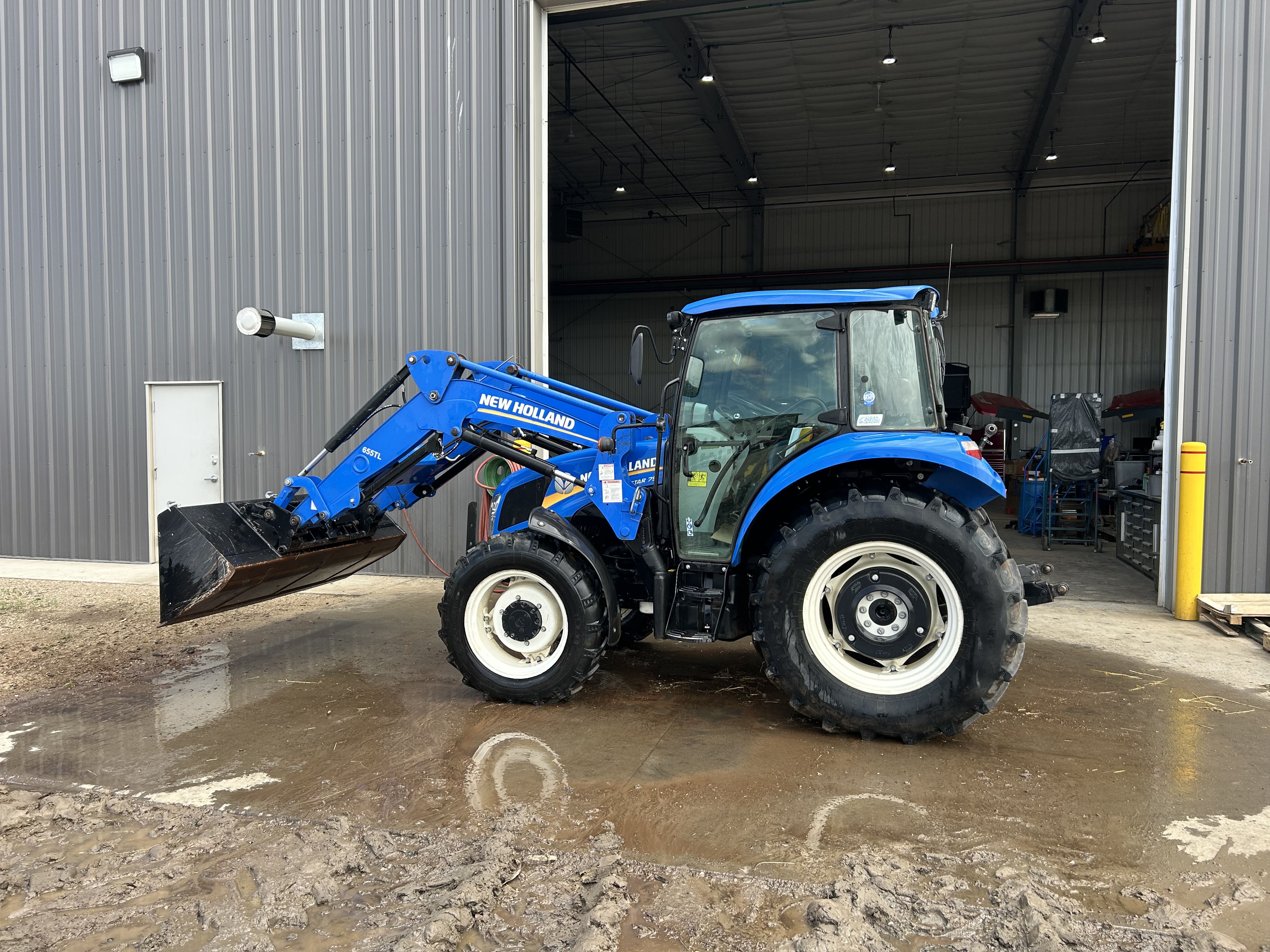 2018 New Holland PowerStar 75 Tractor