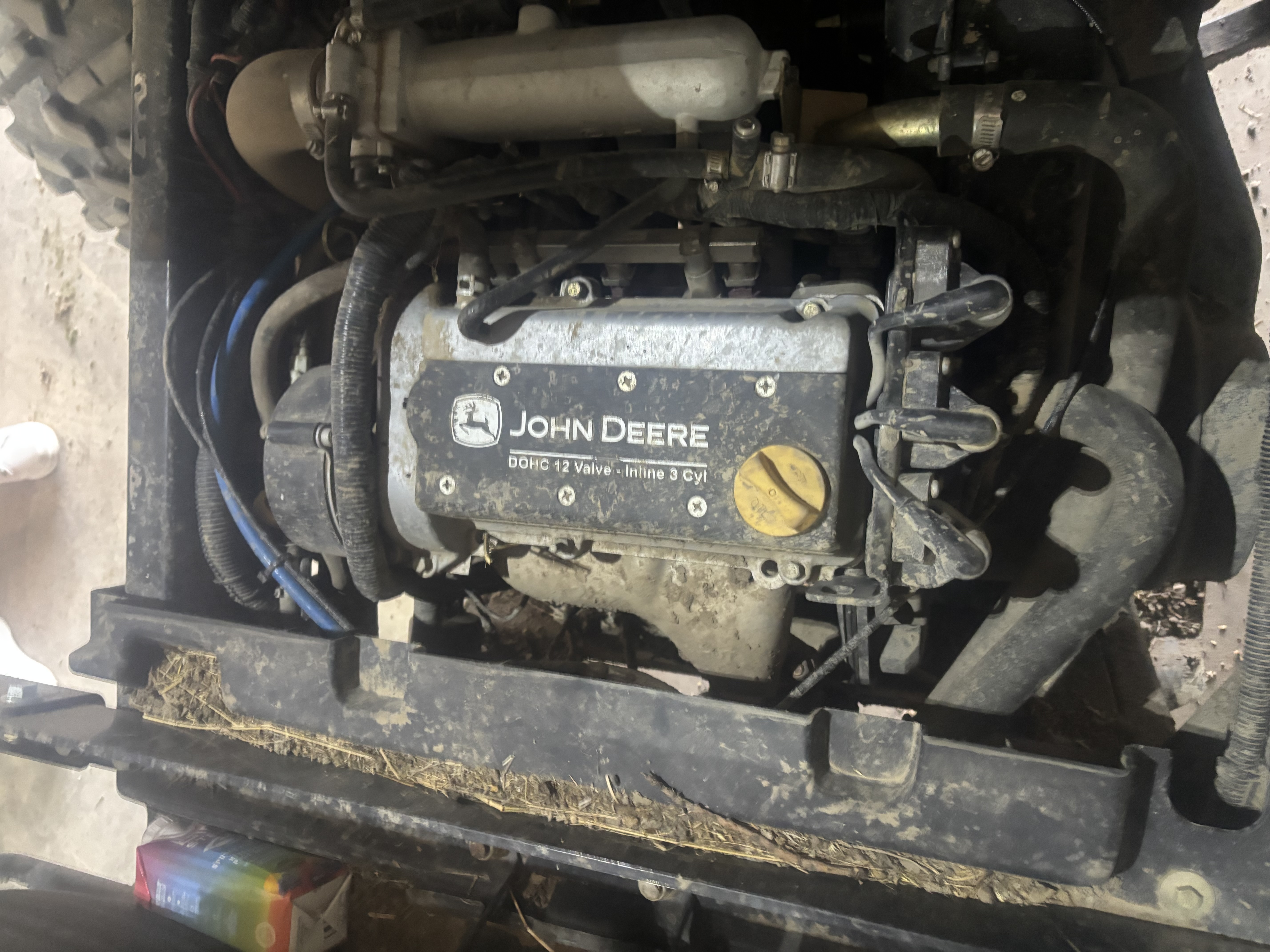 2013 John Deere XUV 825i Utility Vehicle