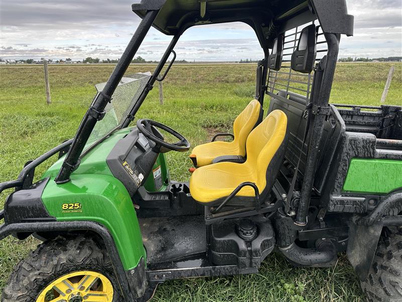 2013 John Deere XUV 825i Utility Vehicle