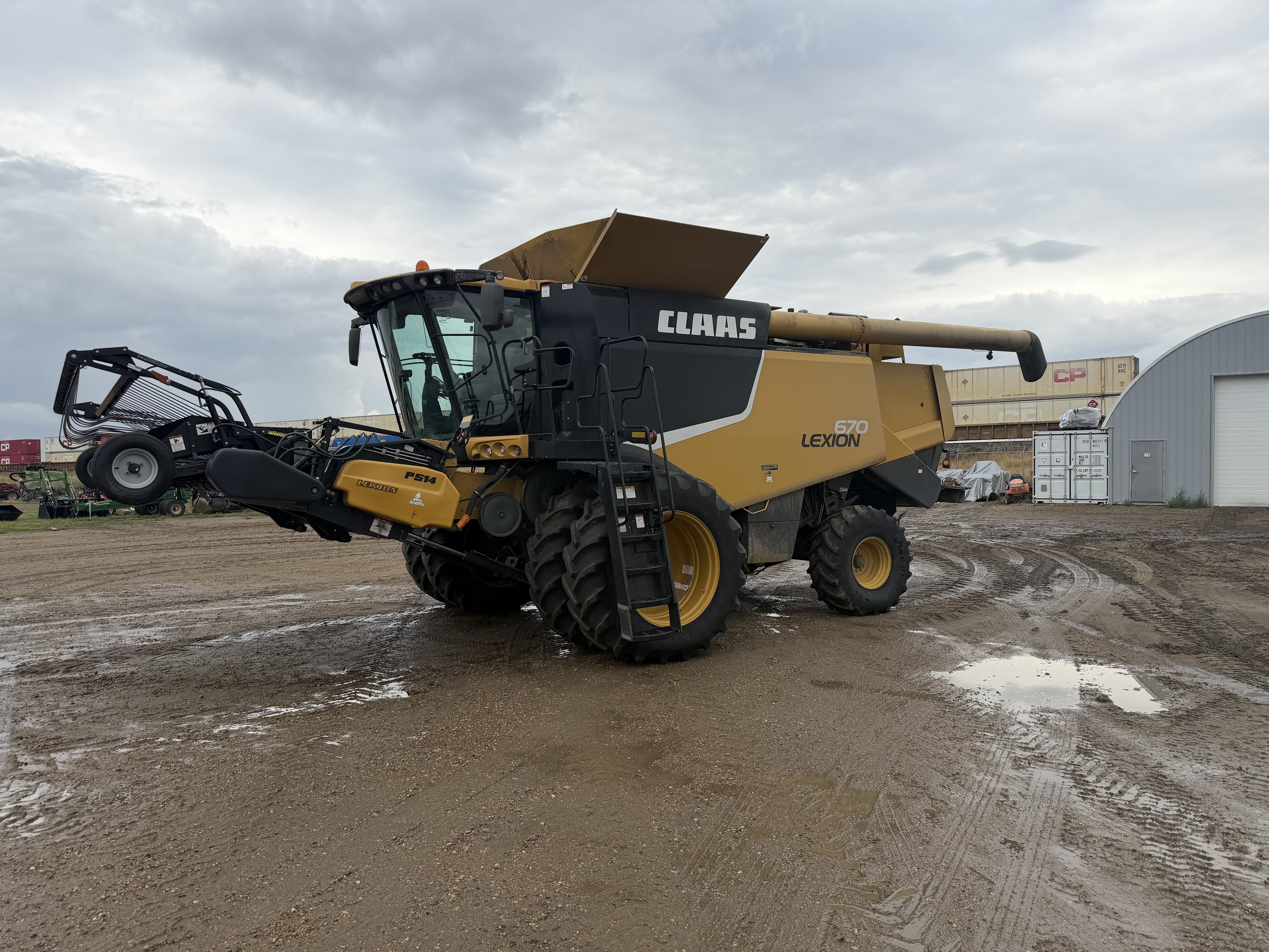 2013 CLAAS 670 Combine