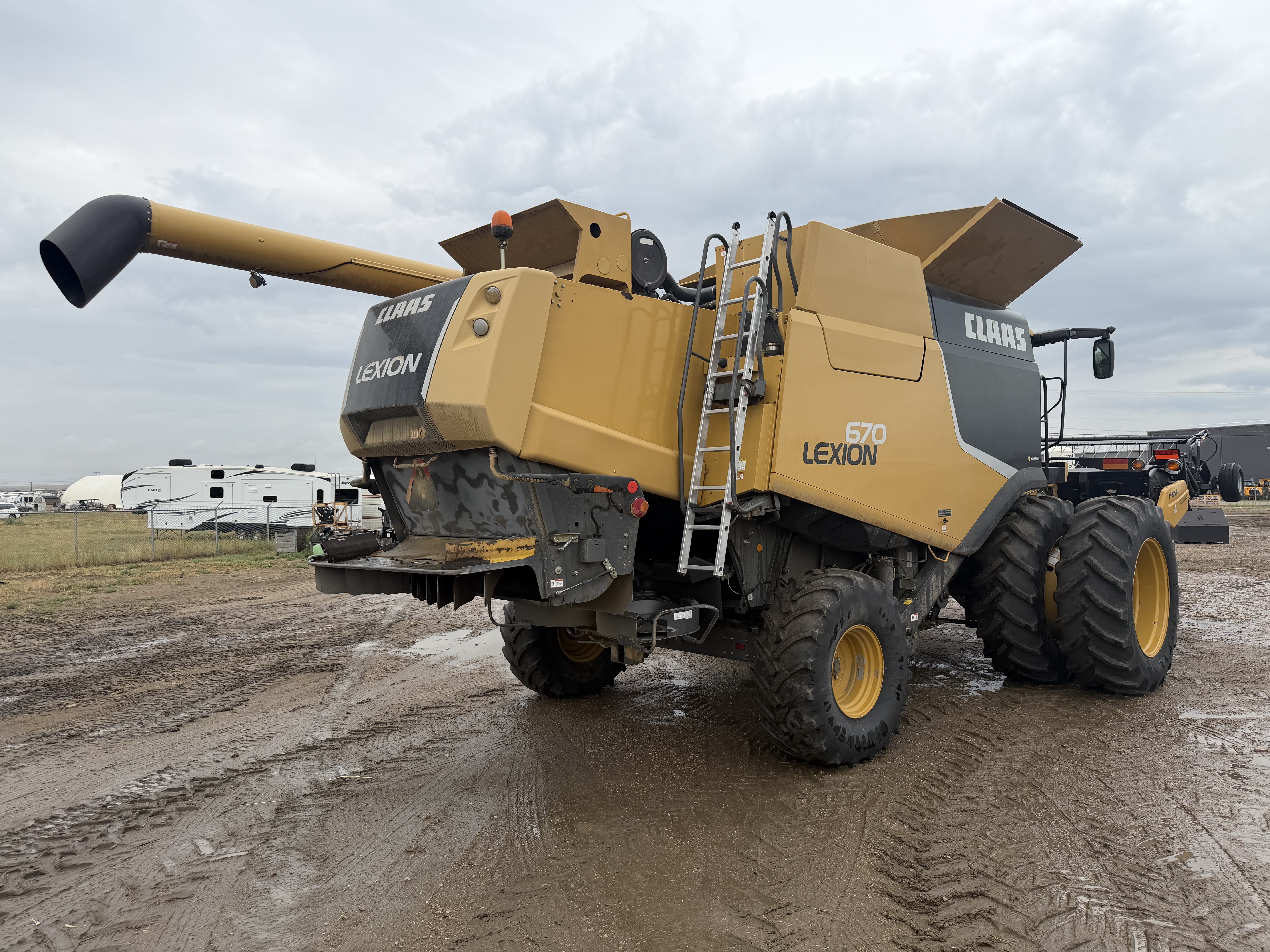 2013 CLAAS 670 Combine
