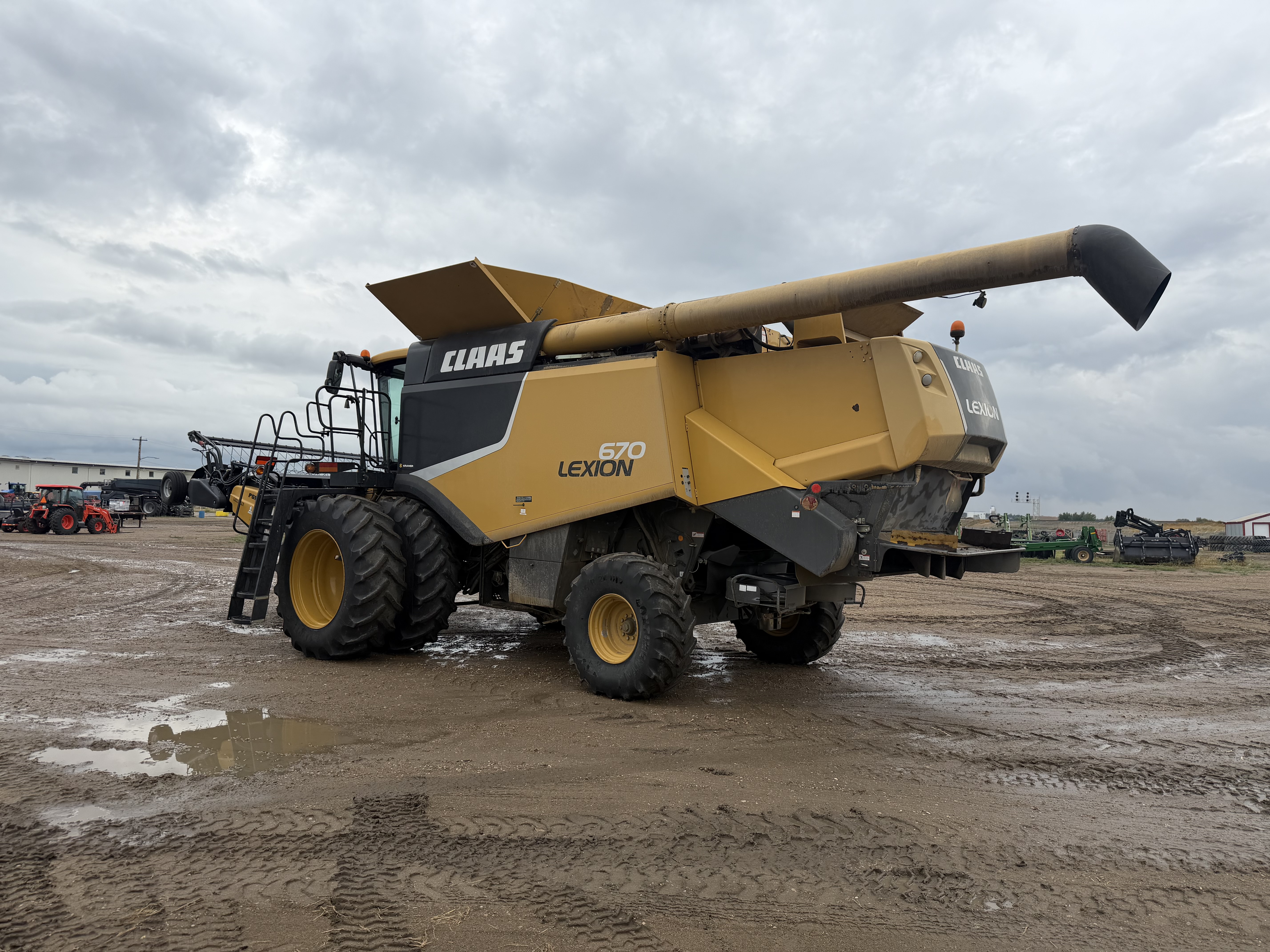 2013 CLAAS 670 Combine