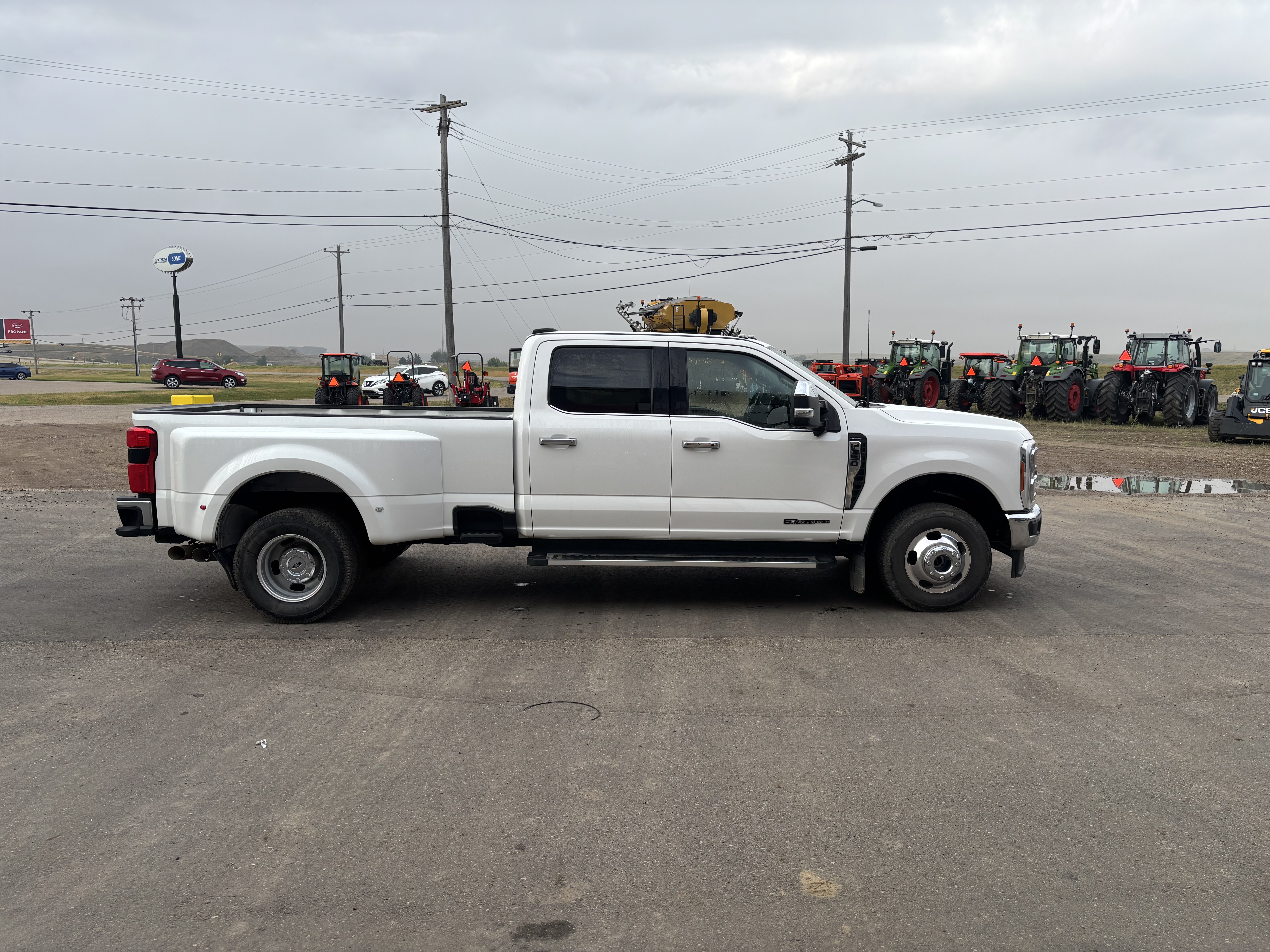 2023 Ford F350 Truck