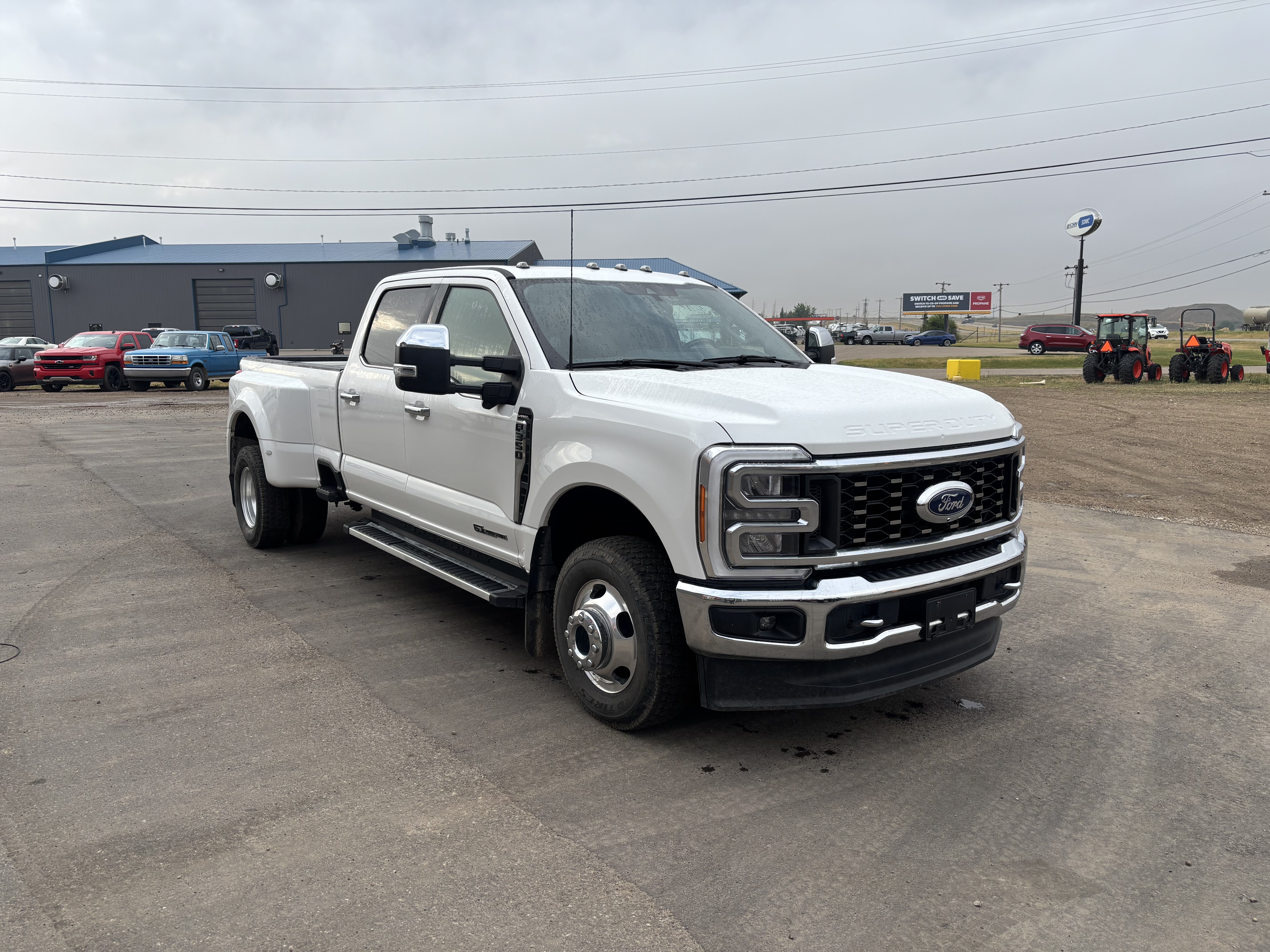 2023 Ford F350 Truck