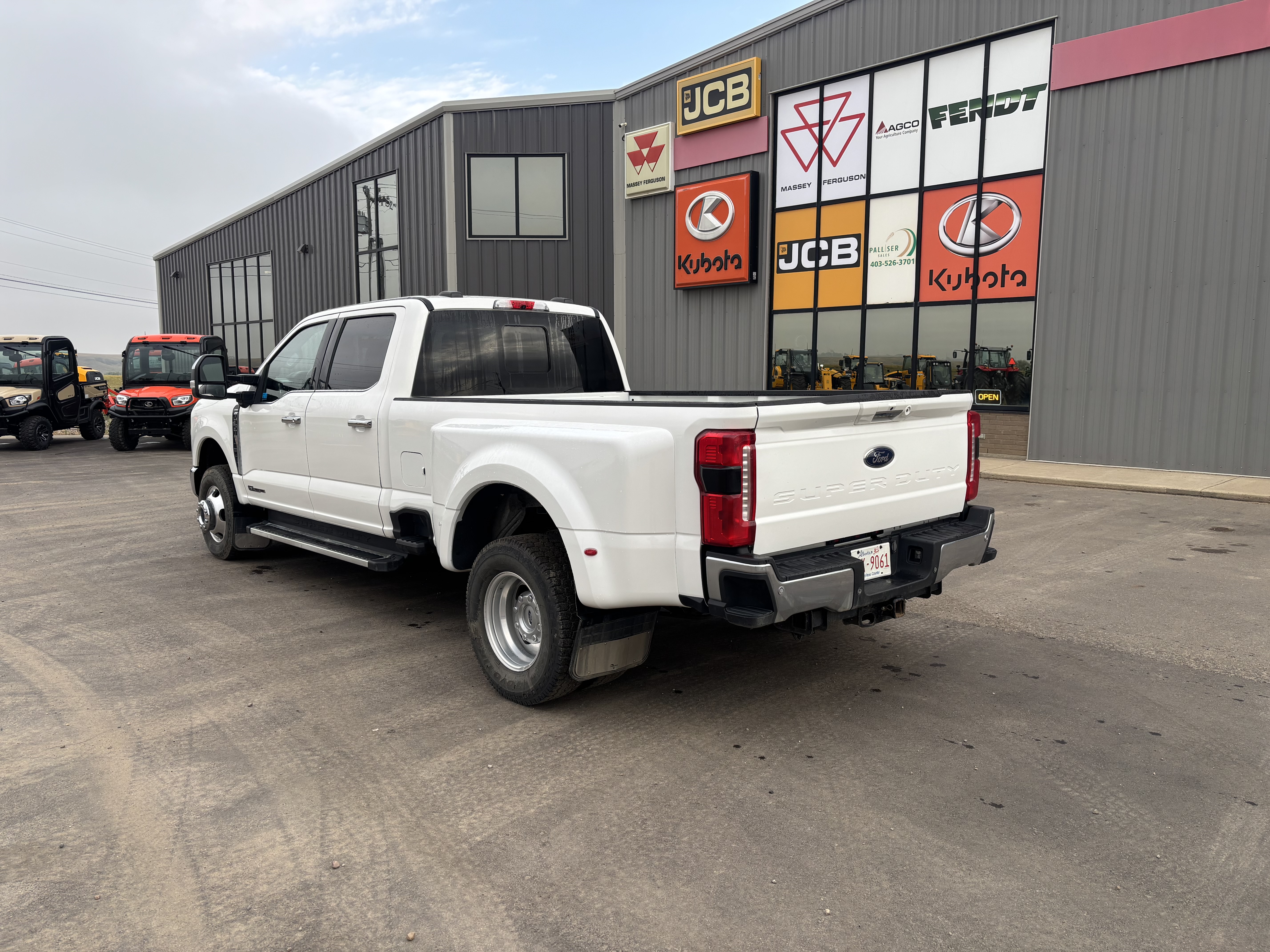 2023 Ford F350 Truck