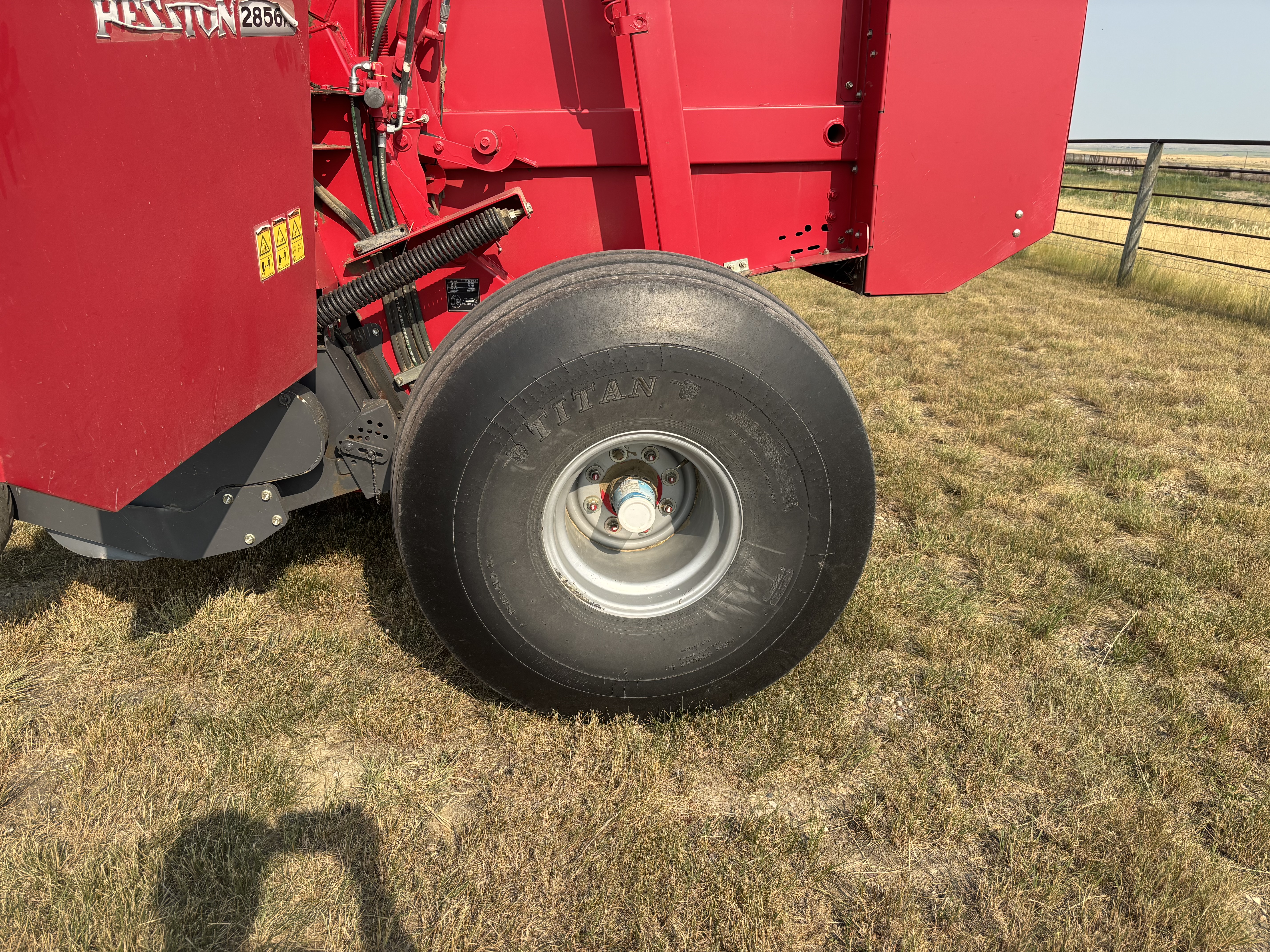 2012 Massey Ferguson 2856 Baler/Round