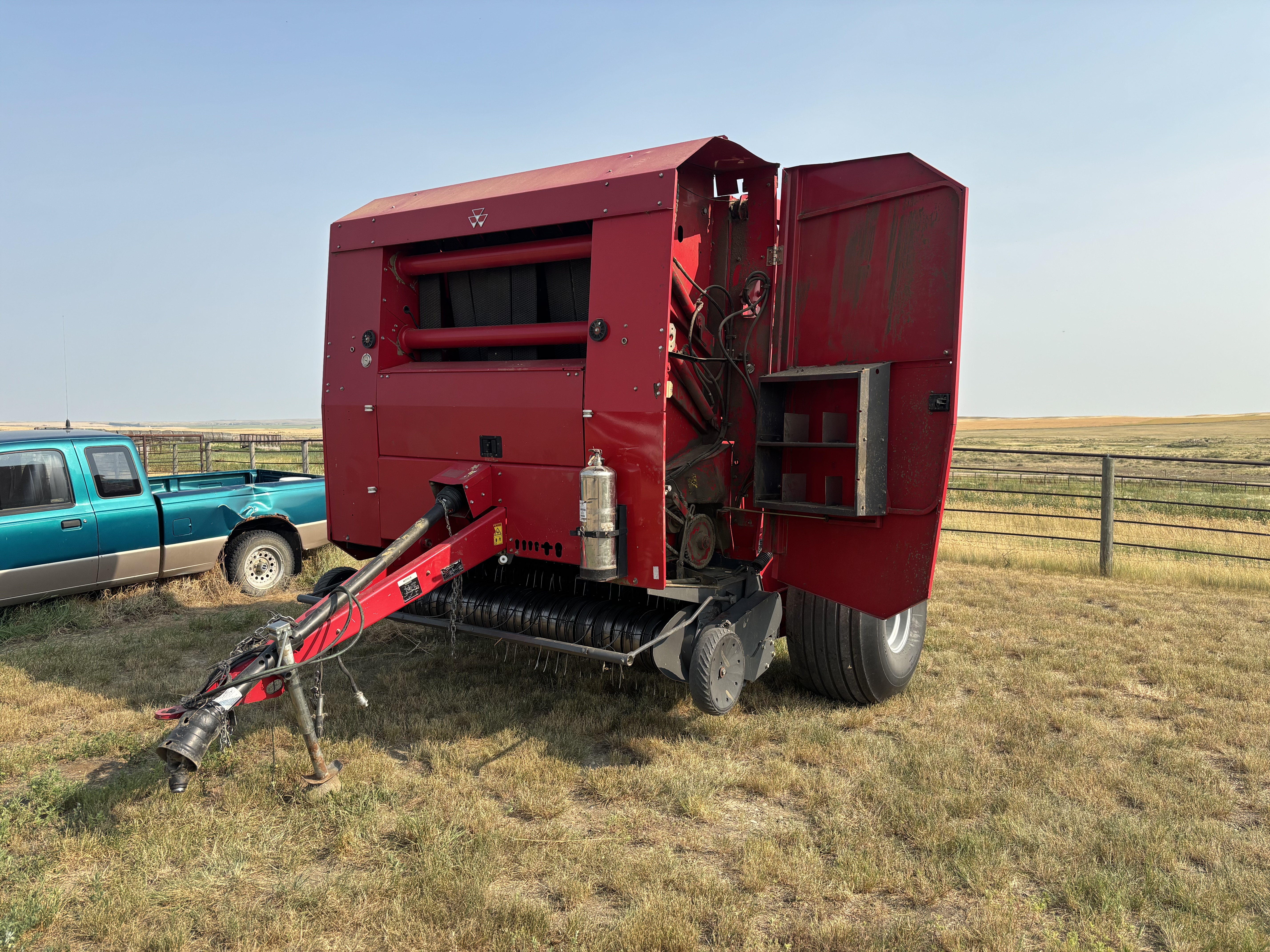 2012 Massey Ferguson 2856 Baler/Round