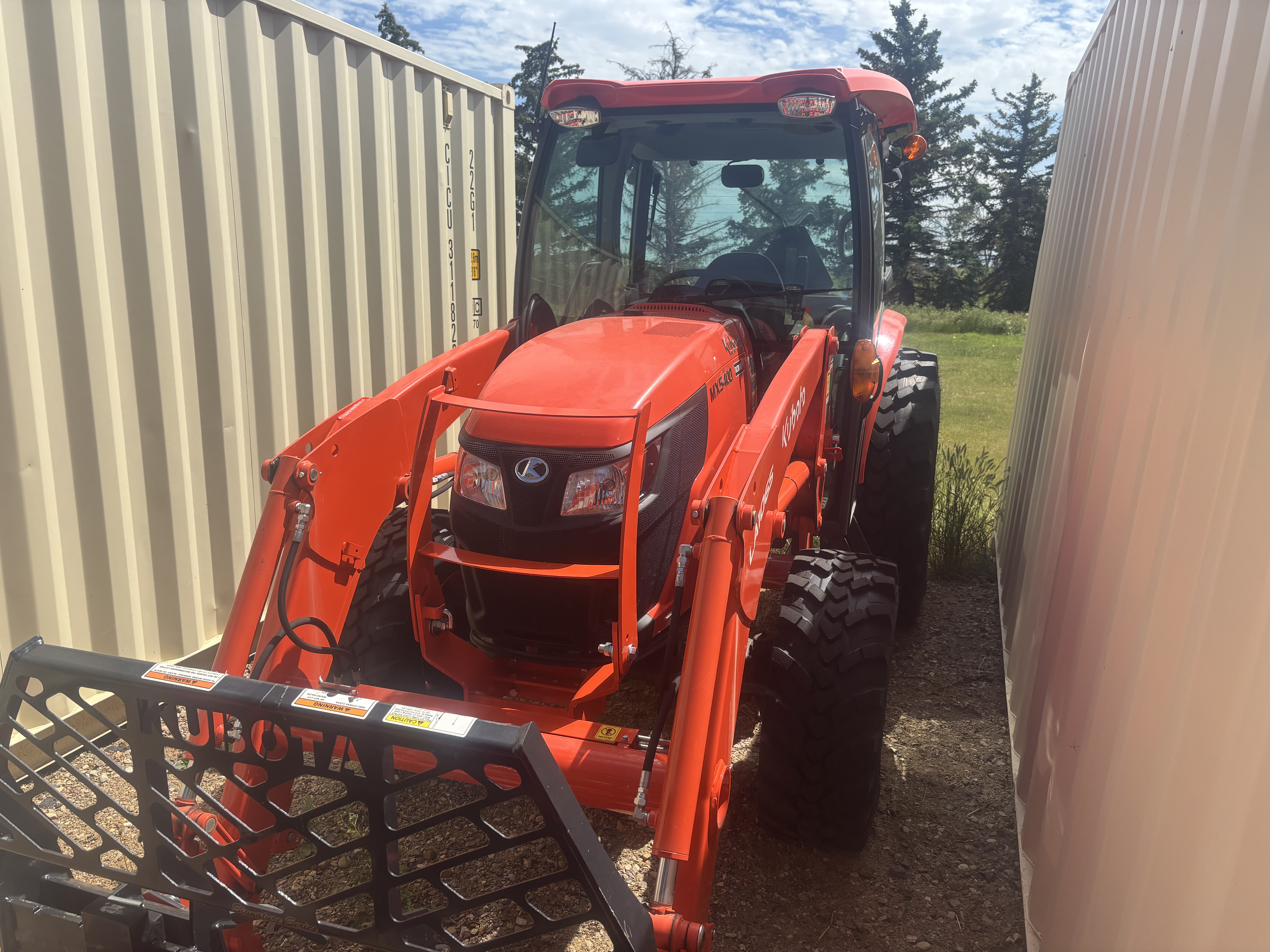 2024 Kubota MX5400 Tractor