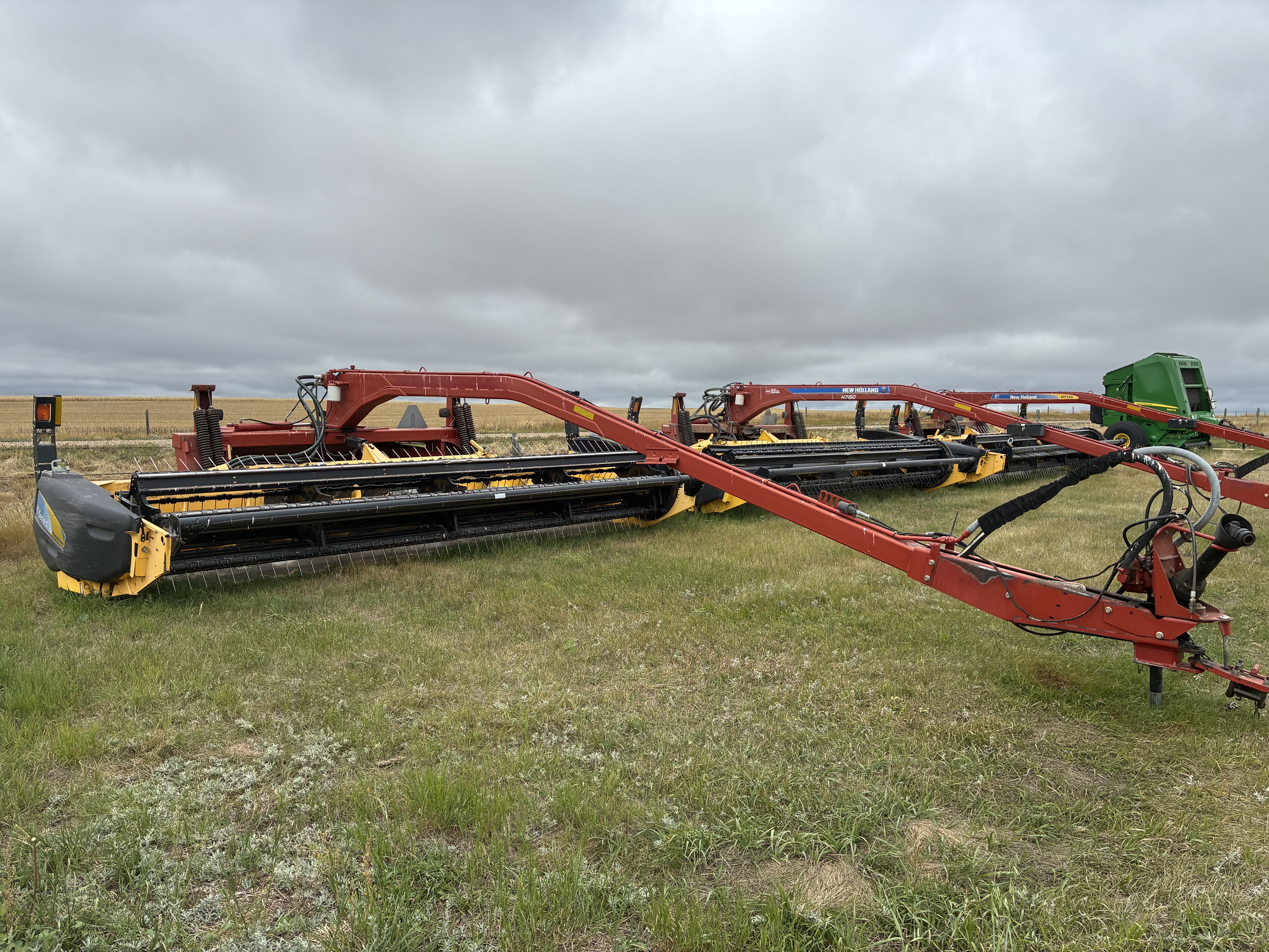 2010 New Holland H7150 Mower Conditioner
