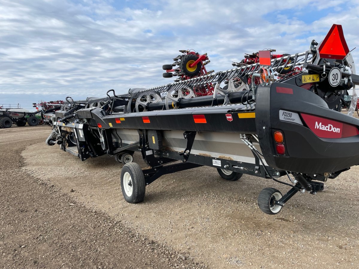 2021 MacDon FD250 Header Combine