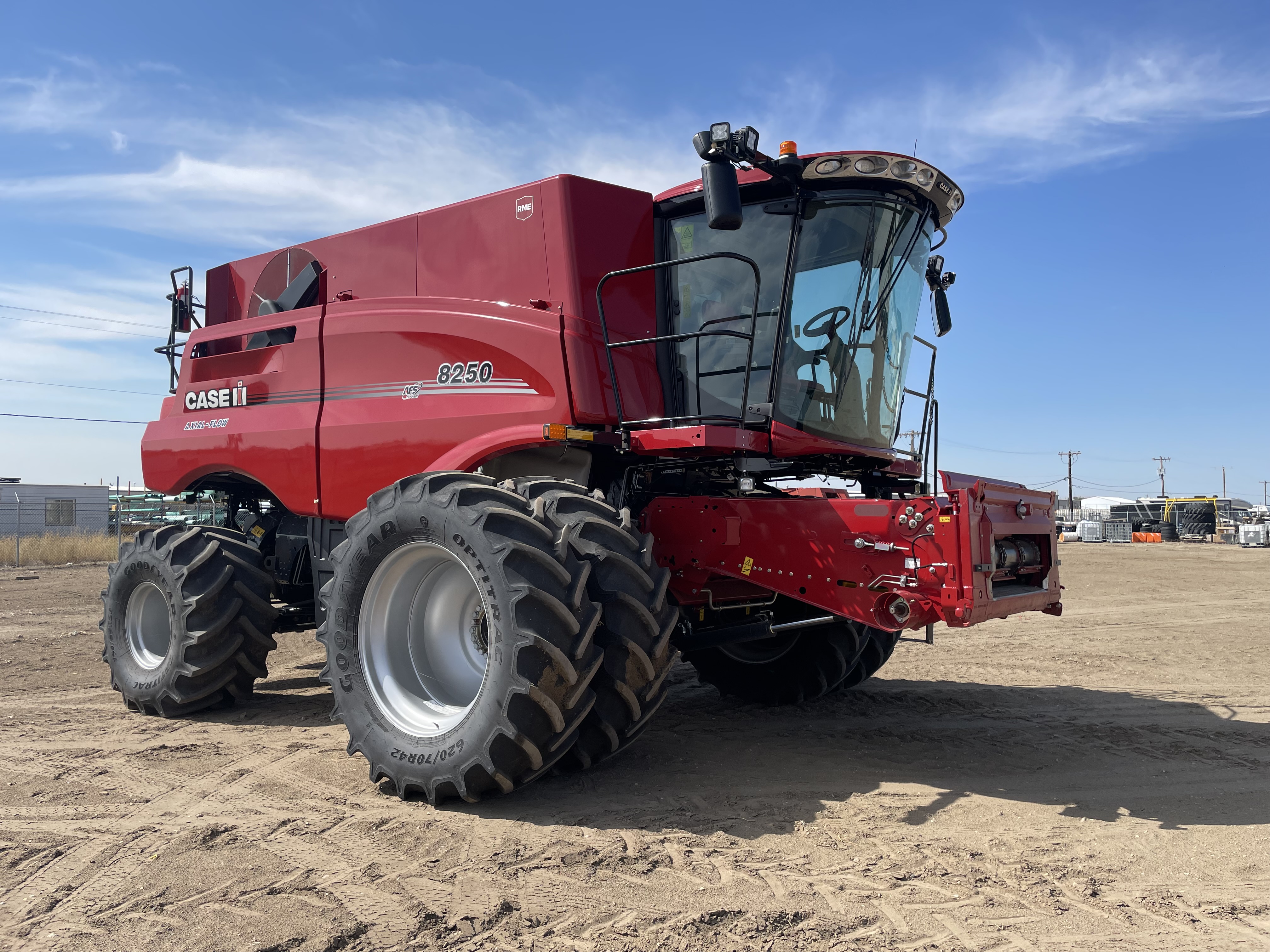 2023 Case 8250 Combine